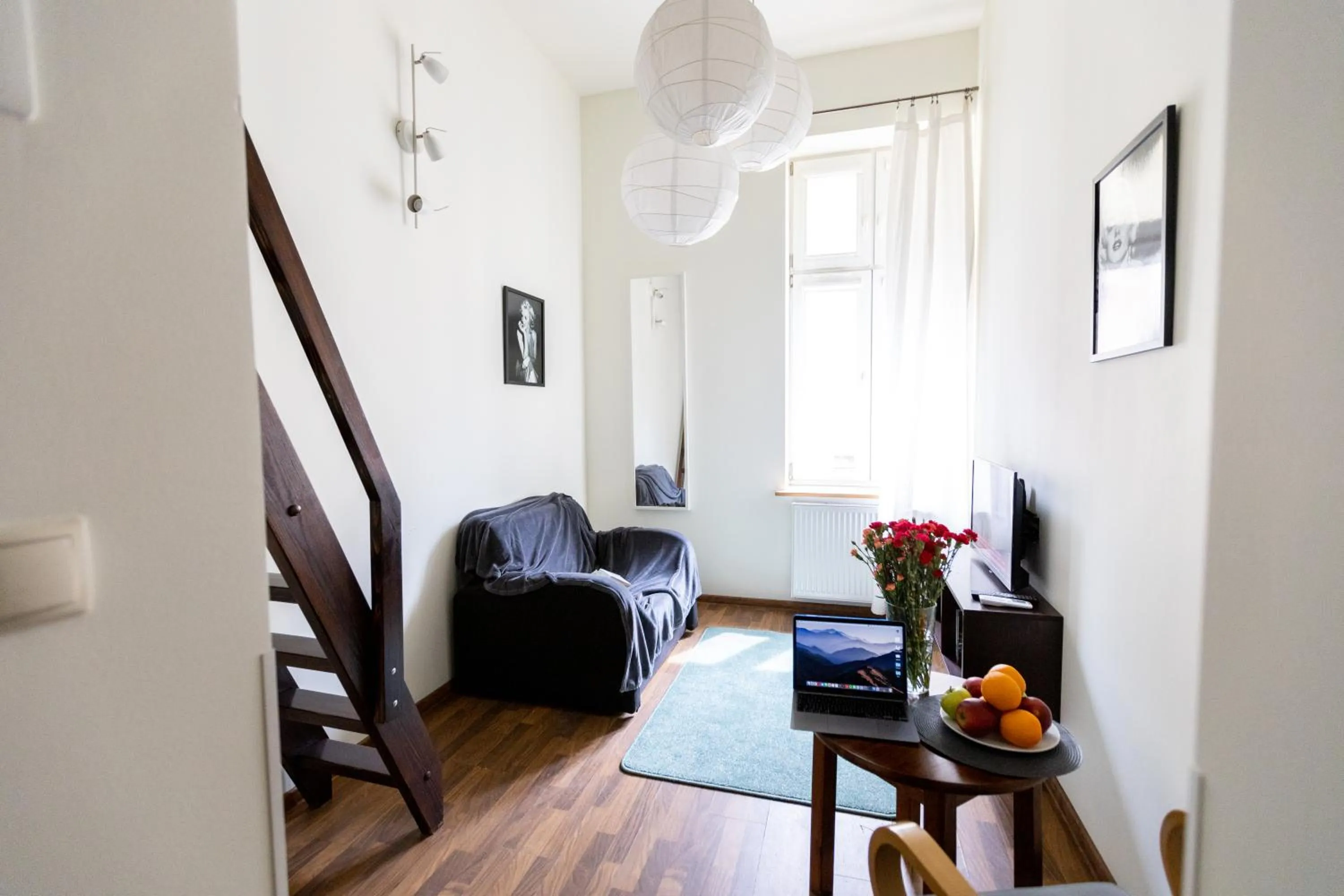 Photo of the whole room in Salve station