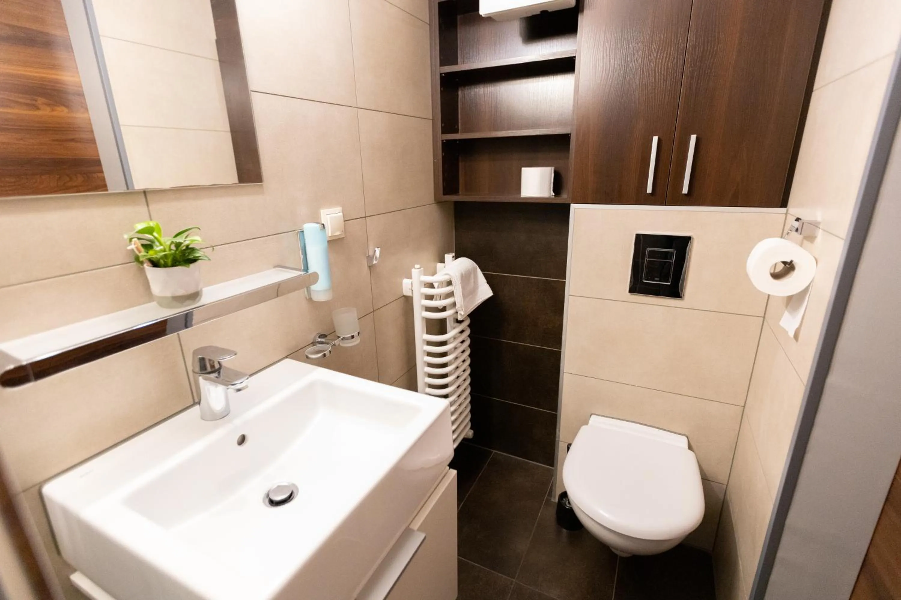 Bathroom in Salve station