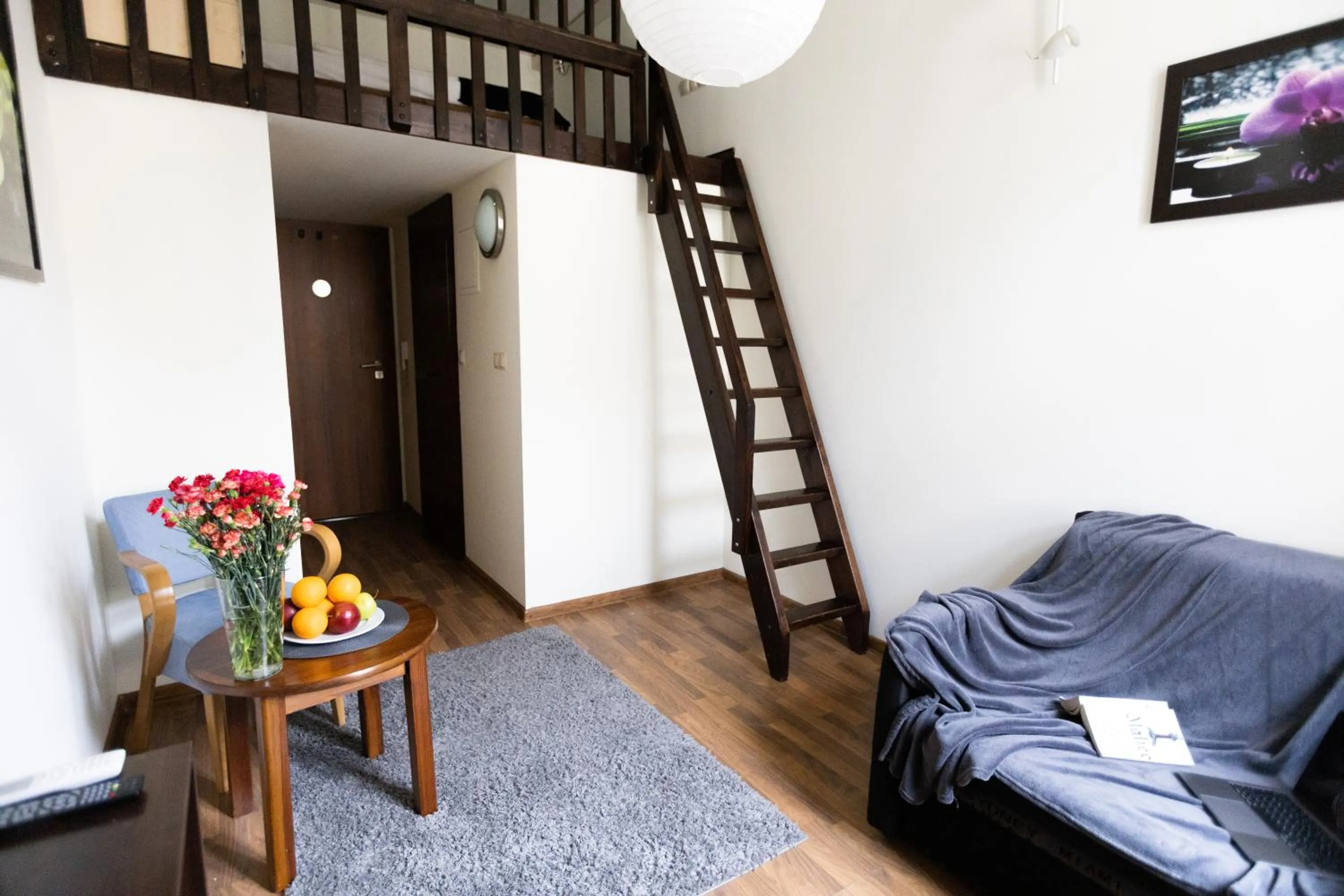 Photo of the whole room in Salve station