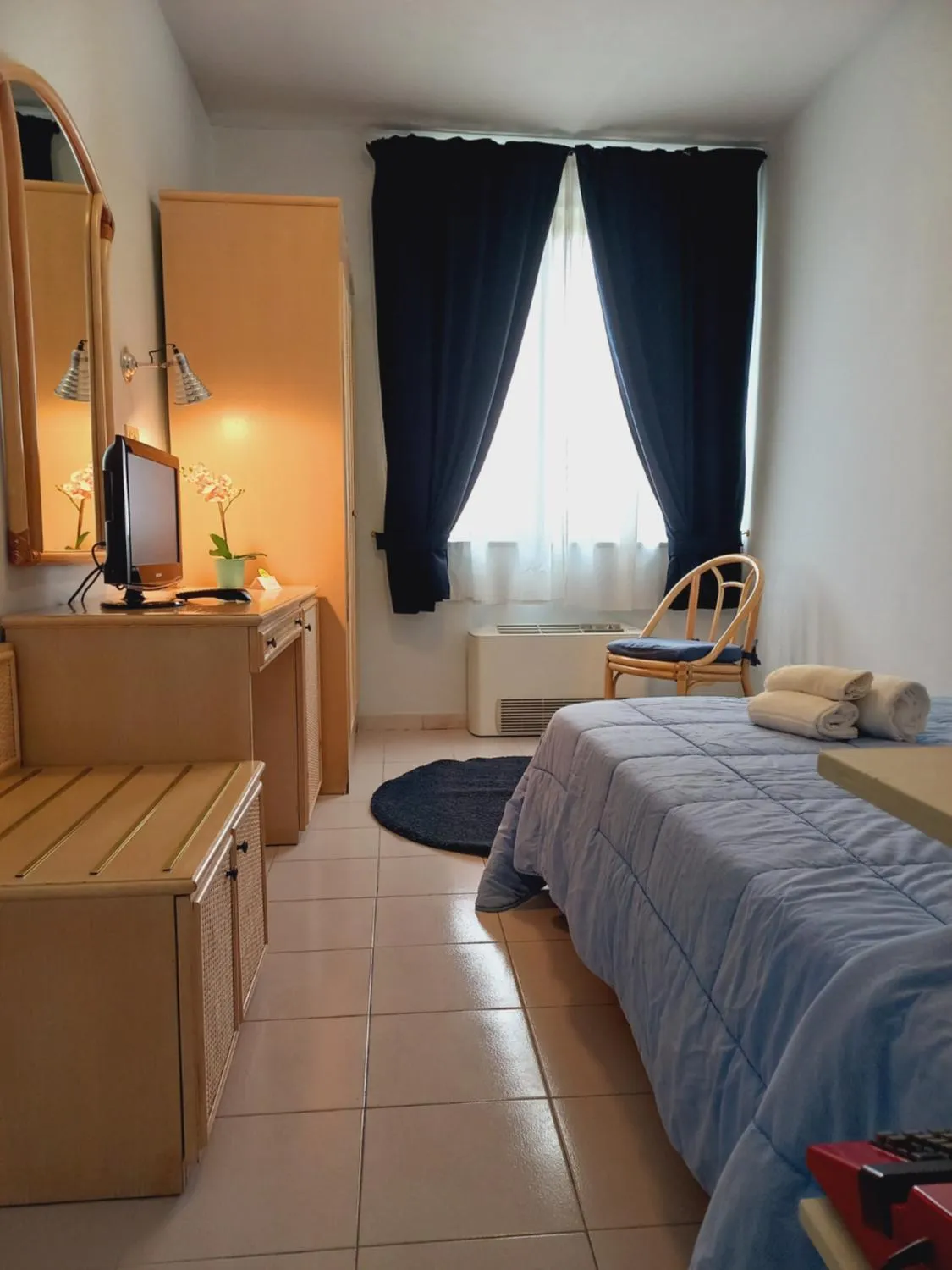 Photo of the whole room, Bed in River Park Hotel