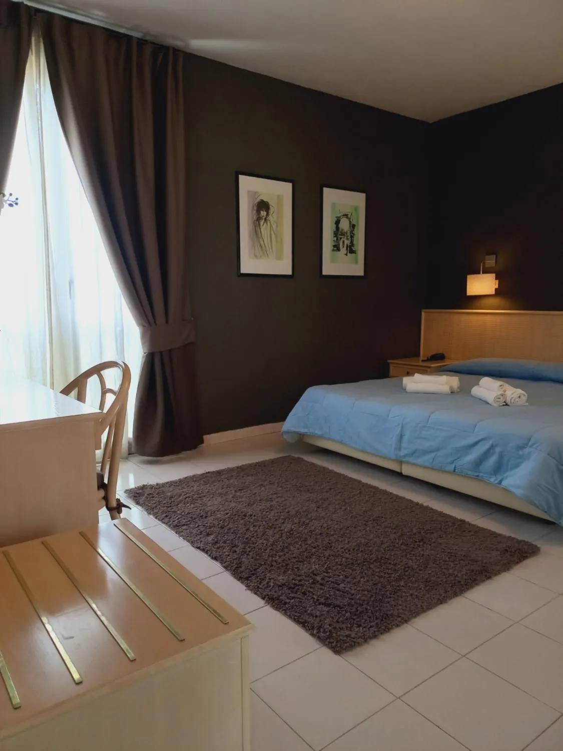 Photo of the whole room, Bed in River Park Hotel