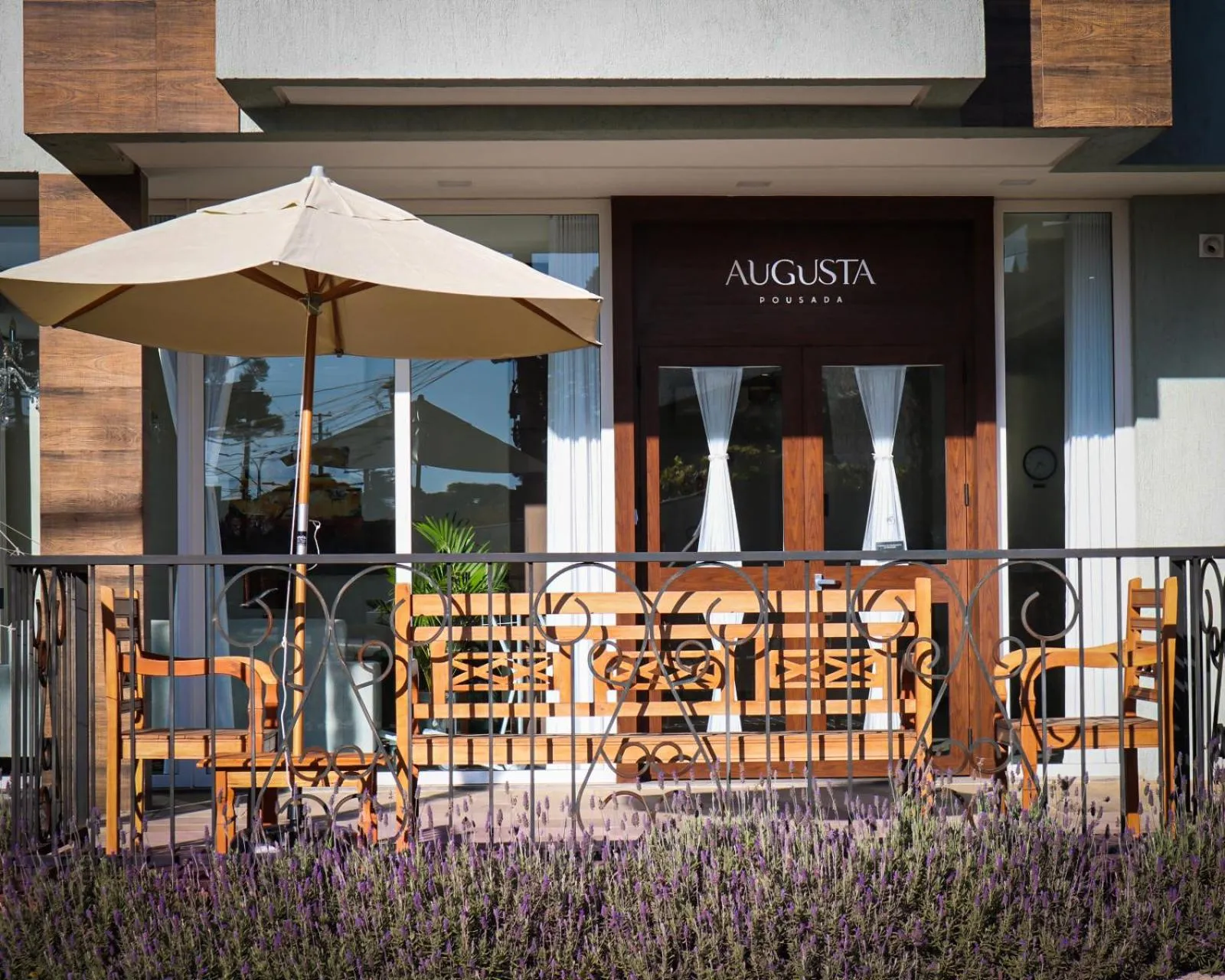 Facade/entrance in Pousada Augusta Canela