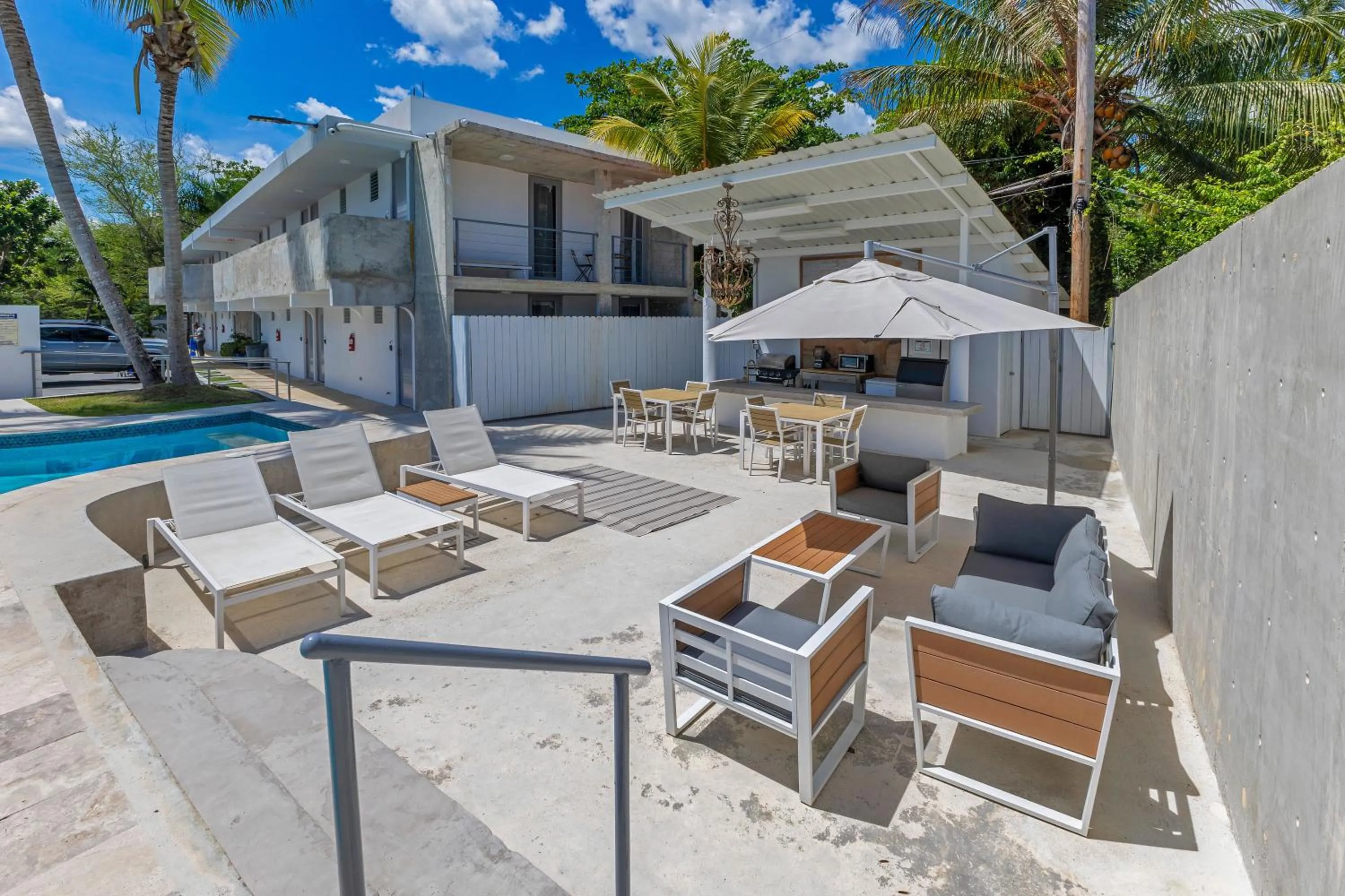 Property building in Viento Beach Lodge