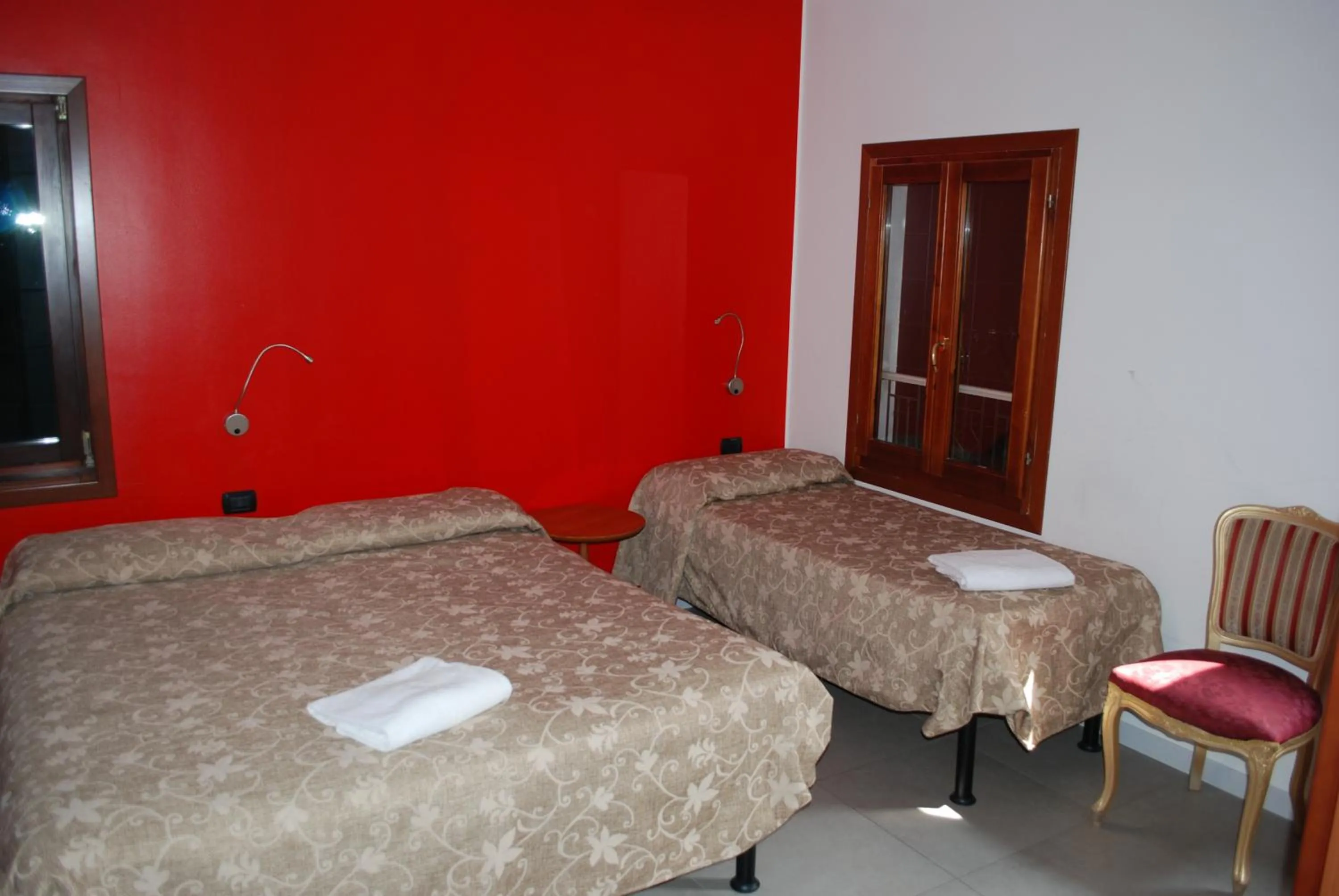 Photo of the whole room, Bed in Hotel San Geremia