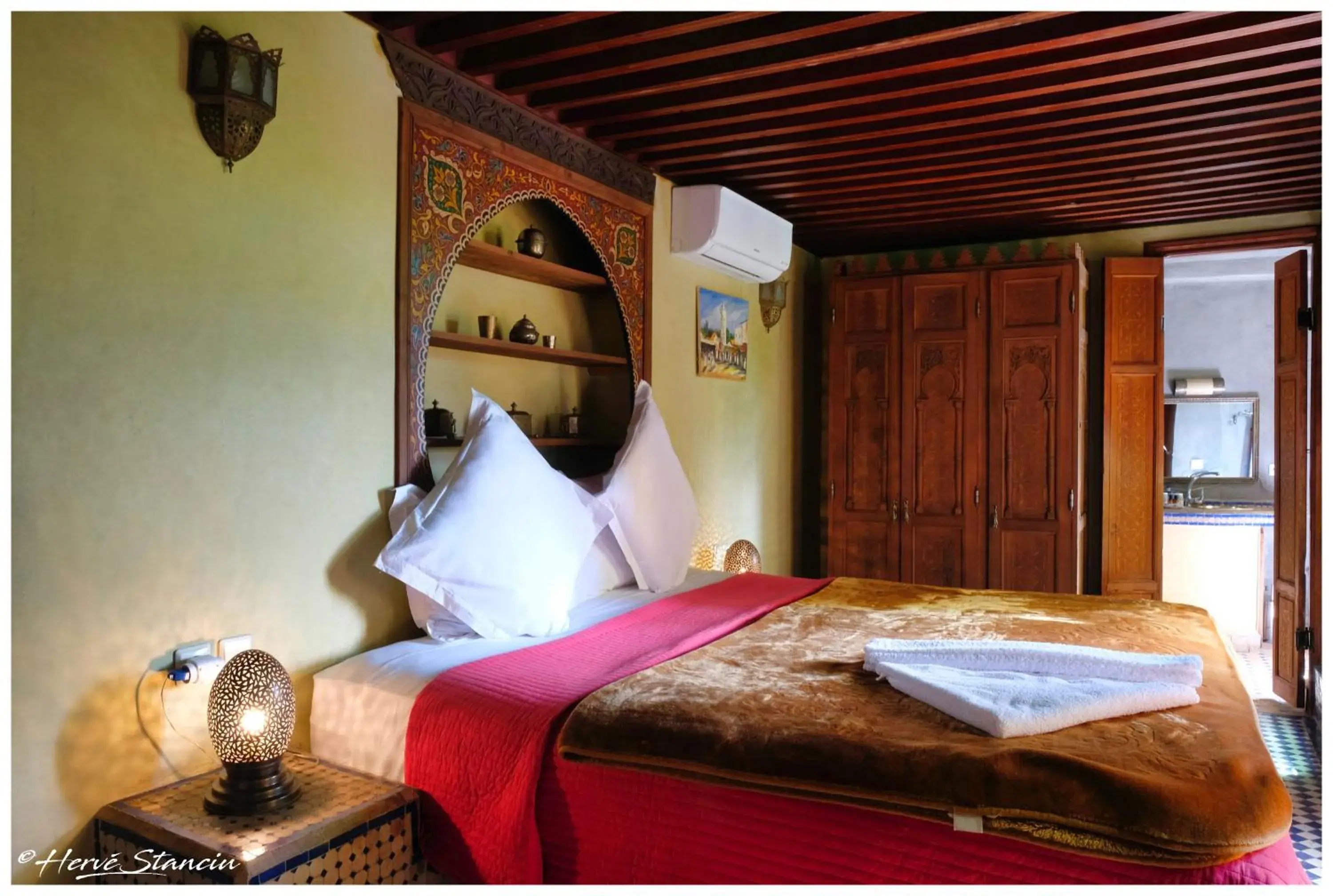 Superior Double Room in Riad Layalina Fes Superior Double Room in Riad Layalina Fes