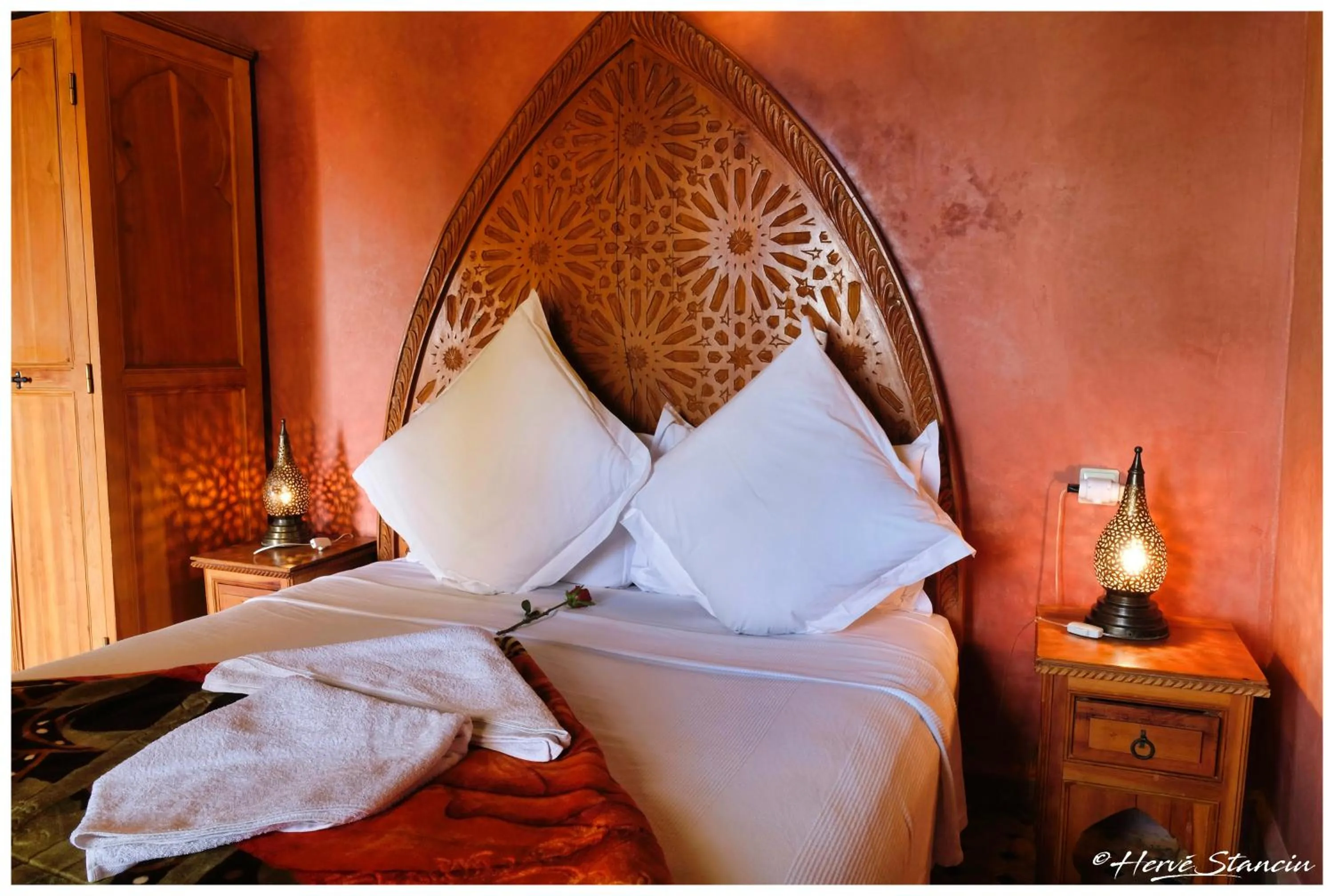 Bed in Riad Layalina Fes