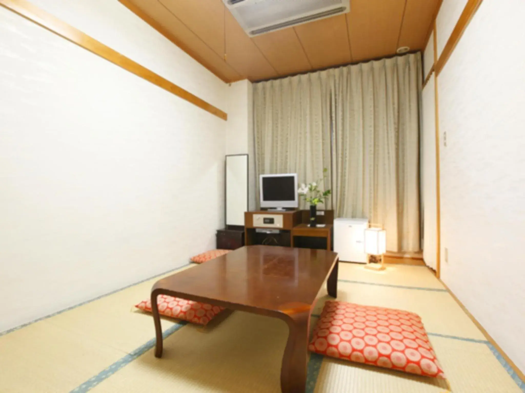 Japanese-Style Room - single occupancy - Non-Smoking in Hotel New Ueno Japanese-Style Room - single occupancy - Non-Smoking in Hotel New Ueno
