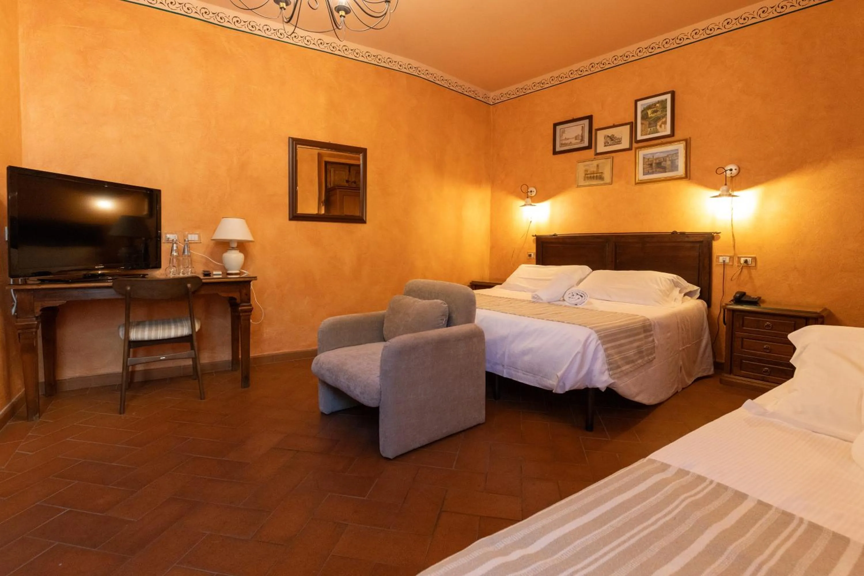 TV and multimedia, Bed in Hotel Bellavista Impruneta