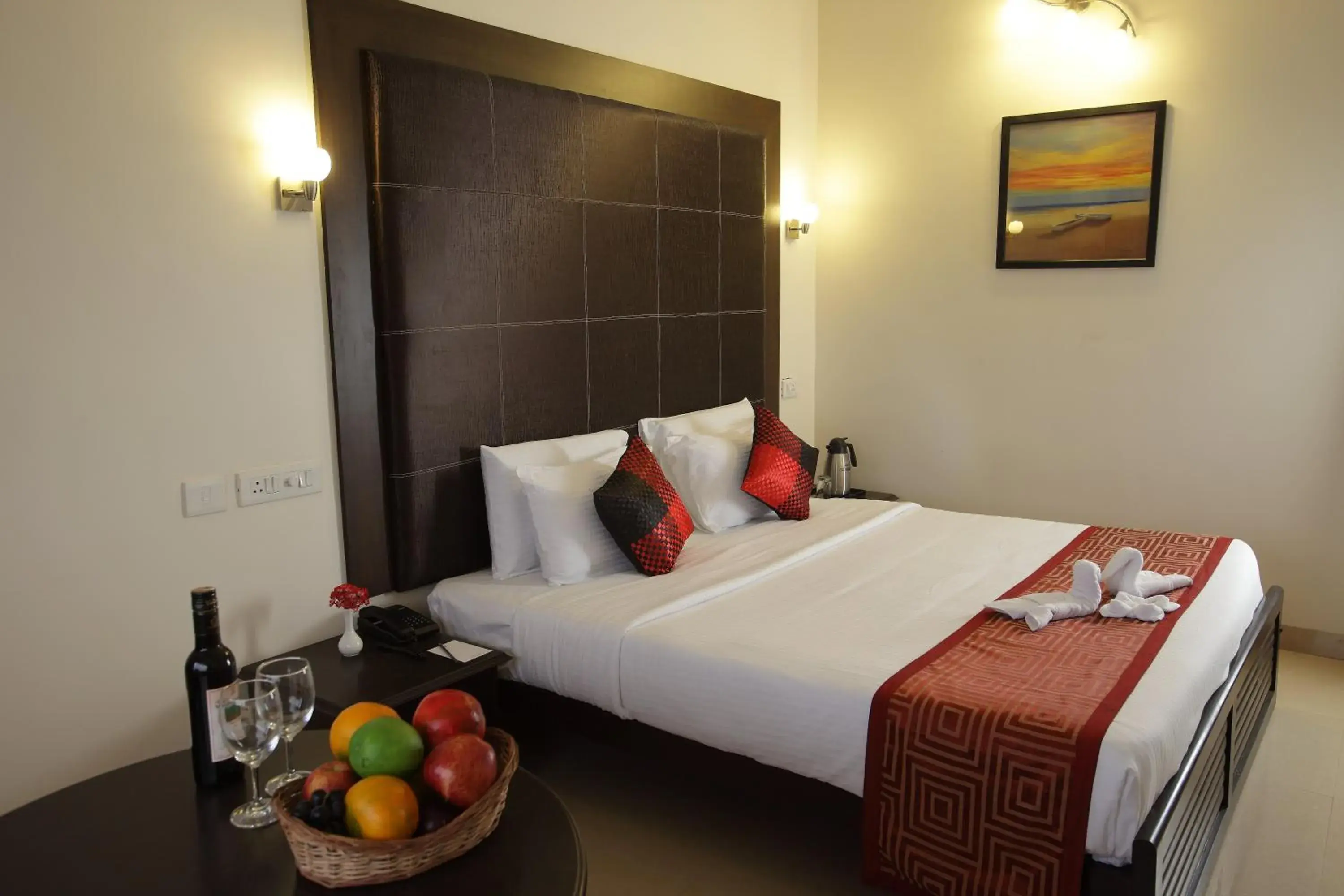 Deluxe Double Room - single occupancy in Hilarity Inn Deluxe Double Room - single occupancy in Hilarity Inn