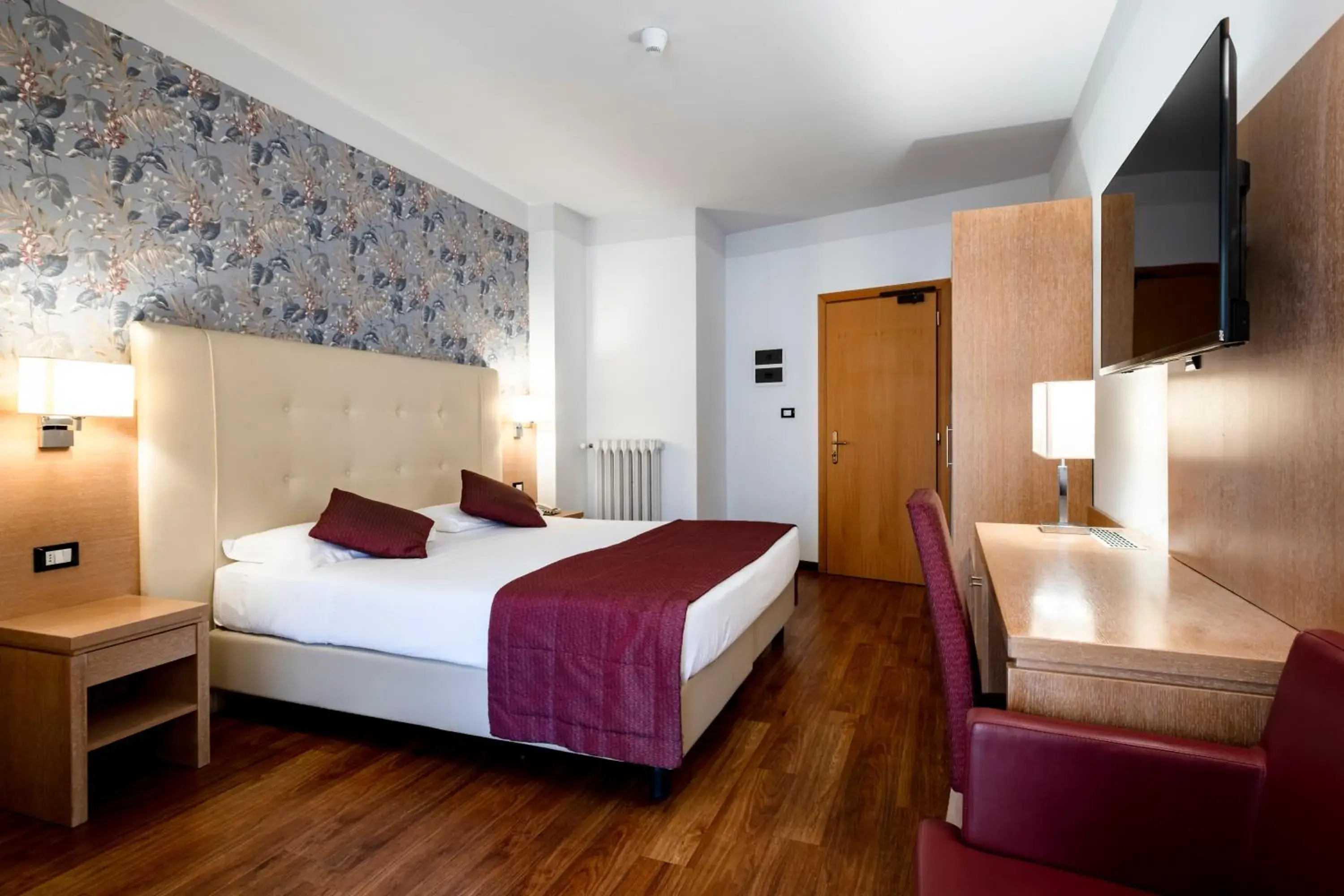 Superior Double or Twin Room in Hotel Accademia Superior Double or Twin Room in Hotel Accademia