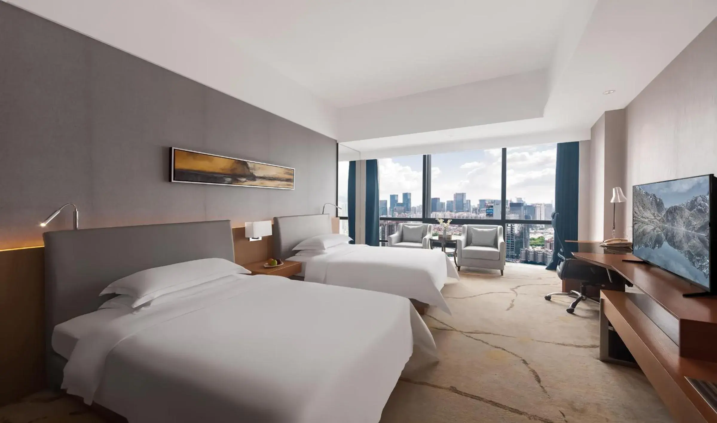 Superior Twin Room in Huaqiang Plaza Hotel Shenzhen, Enjoy Complimentary Mini Bar & Night Snack, Add breakfast - enjoy complimentary afternoon tea Superior Twin Room in Huaqiang Plaza Hotel Shenzhen, Enjoy Complimentary Mini Bar & Night Snack, Add breakfast - enjoy complimentary afternoon tea