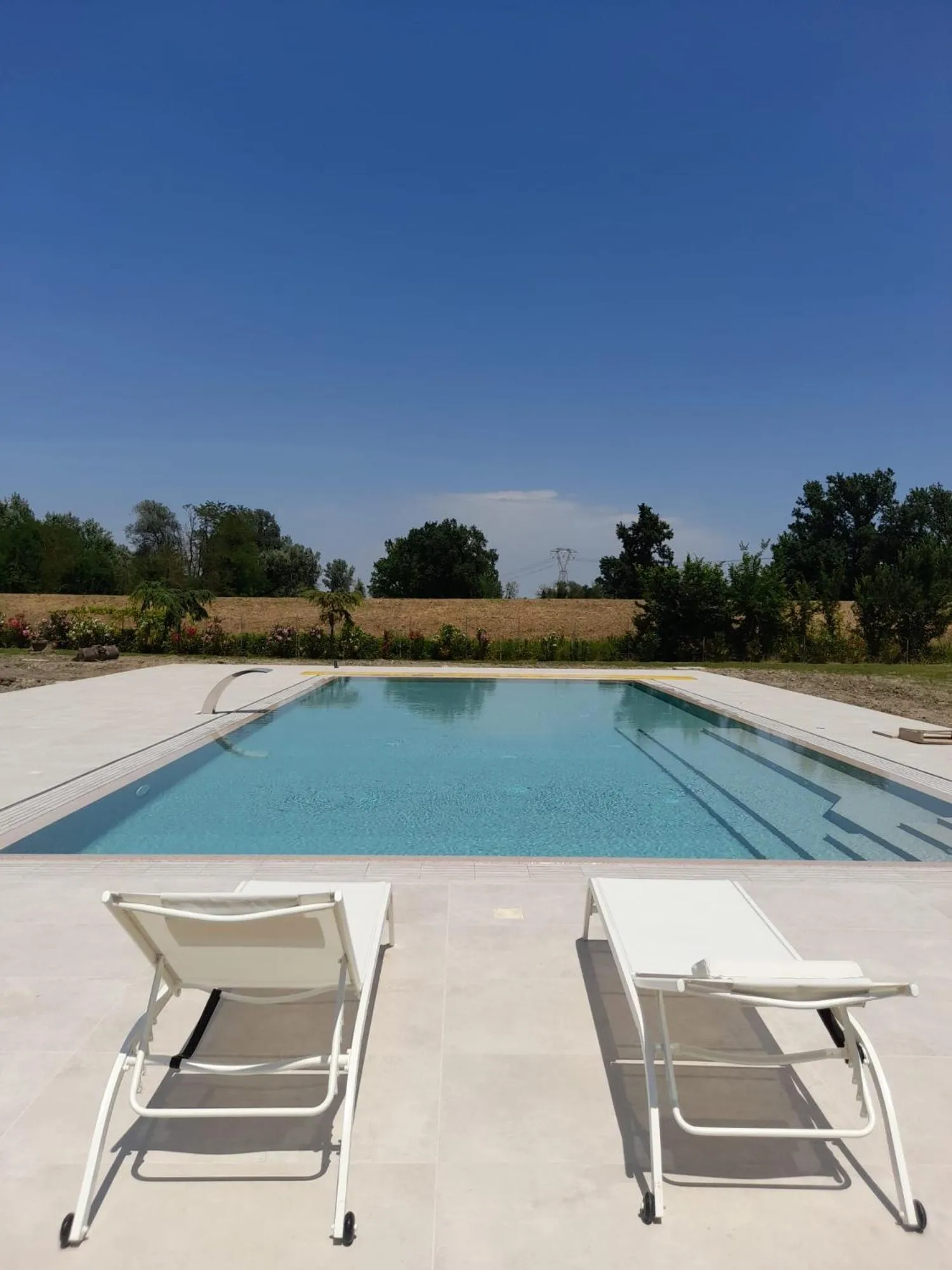 Summer in Rechigi Park Hotel