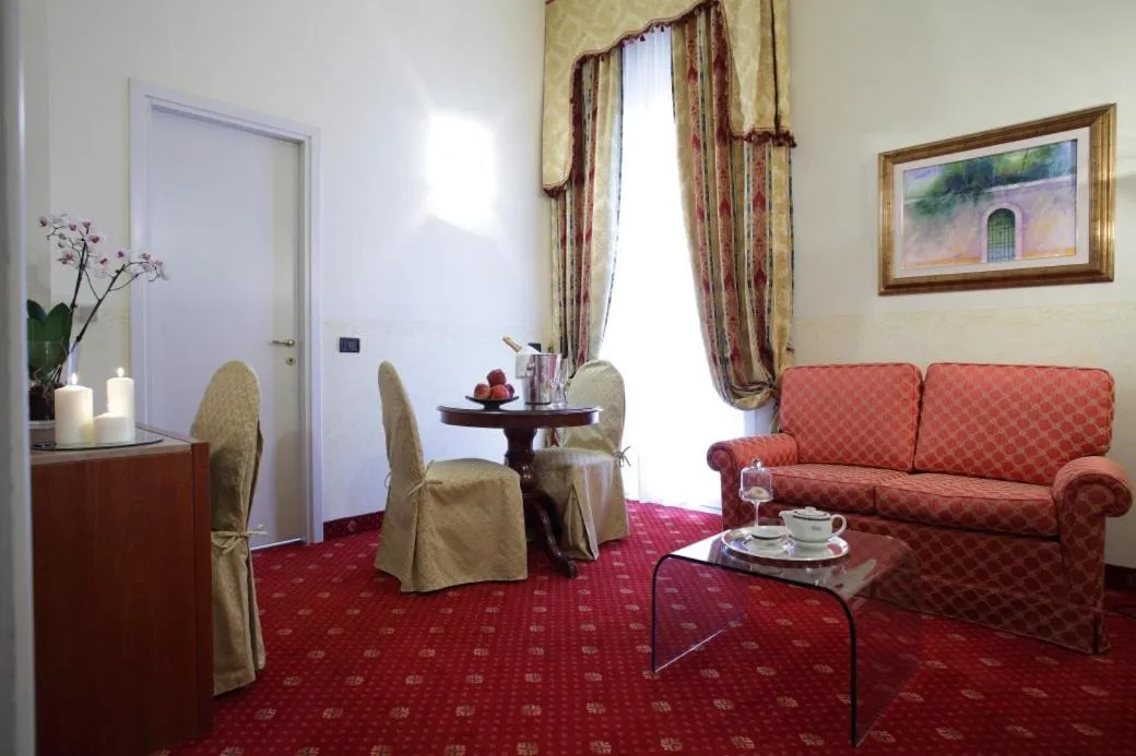 Living room in Rechigi Park Hotel