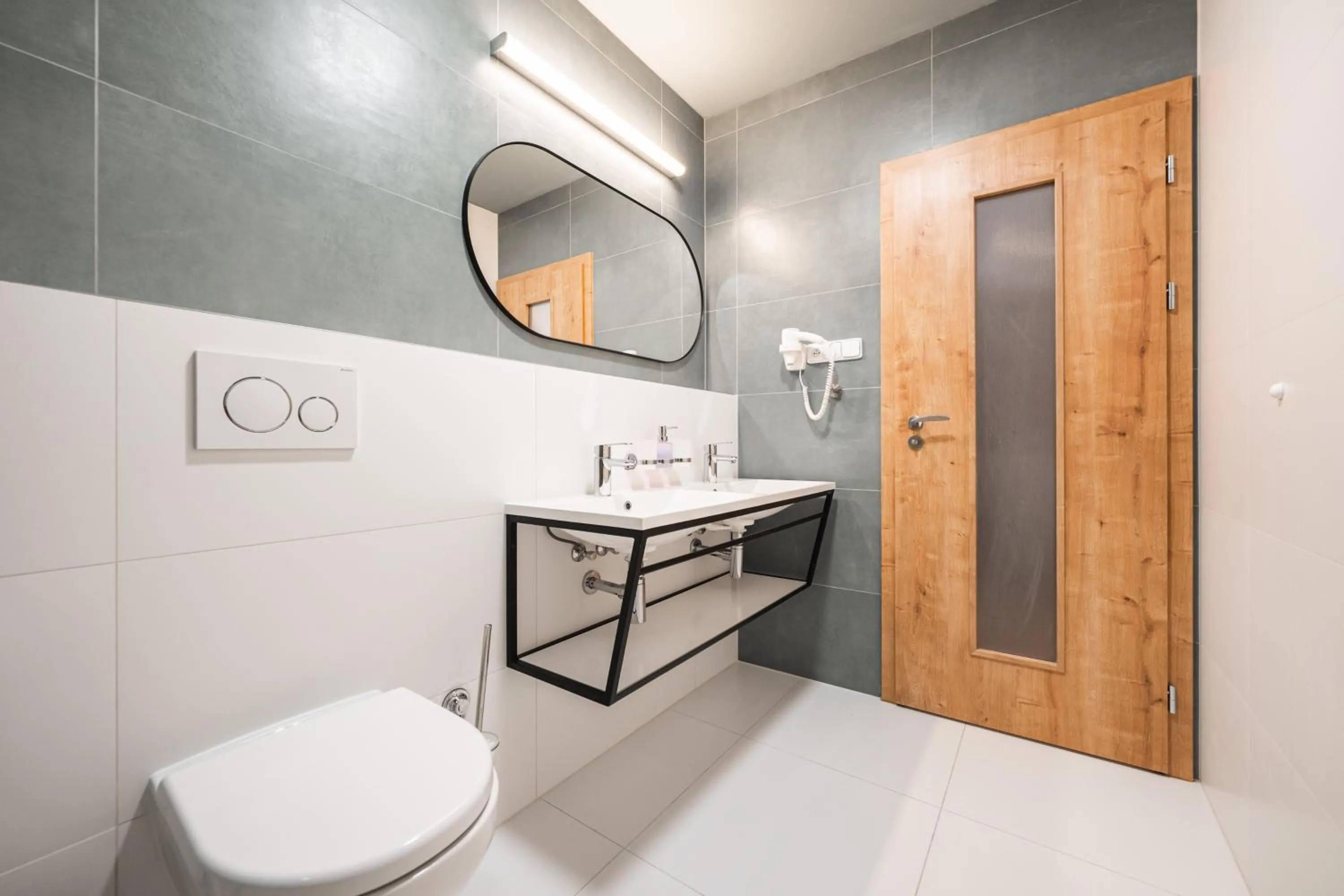 Bathroom in Luma Terra Prague Hostel