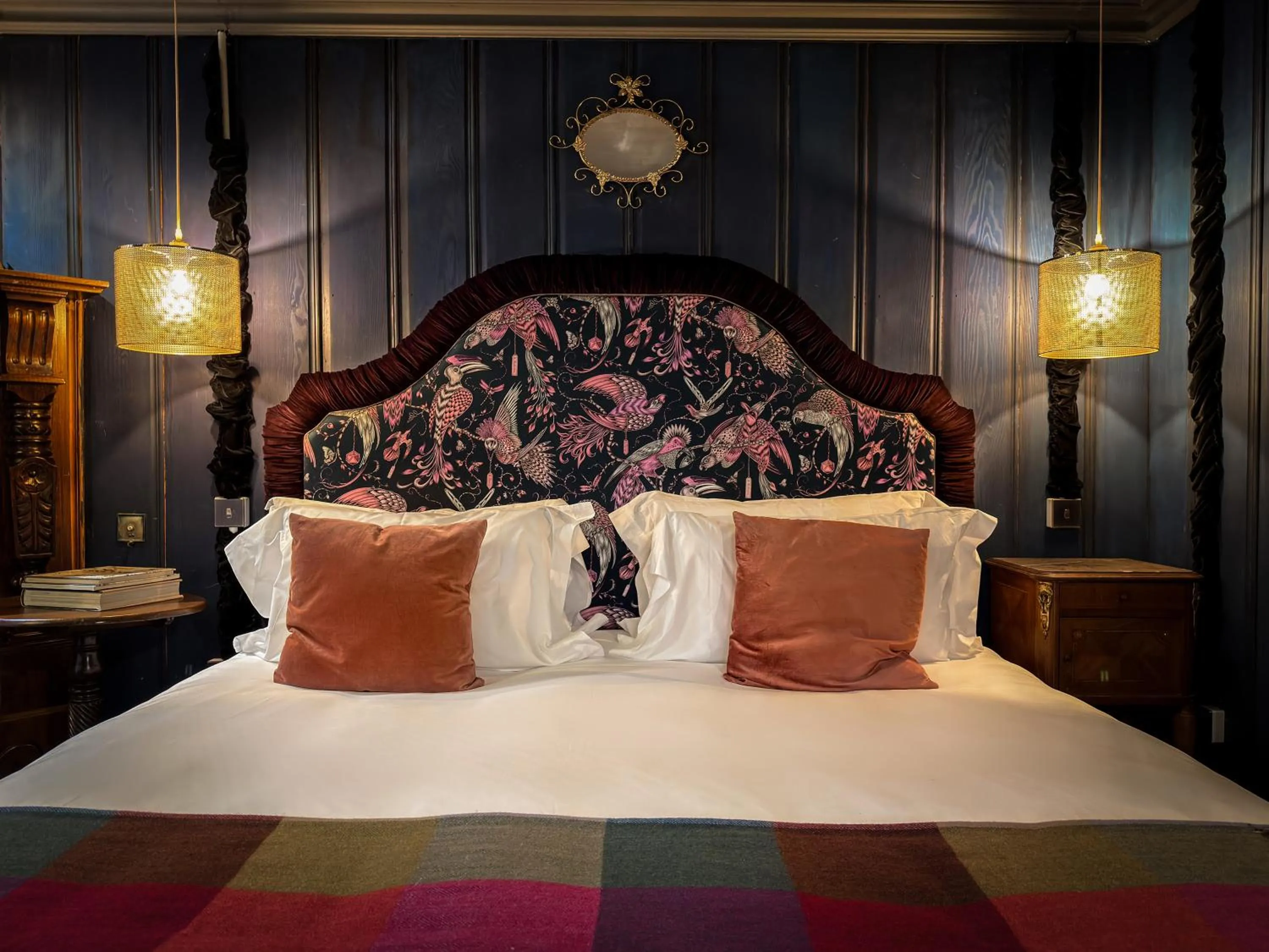 Bed in Glencruitten House