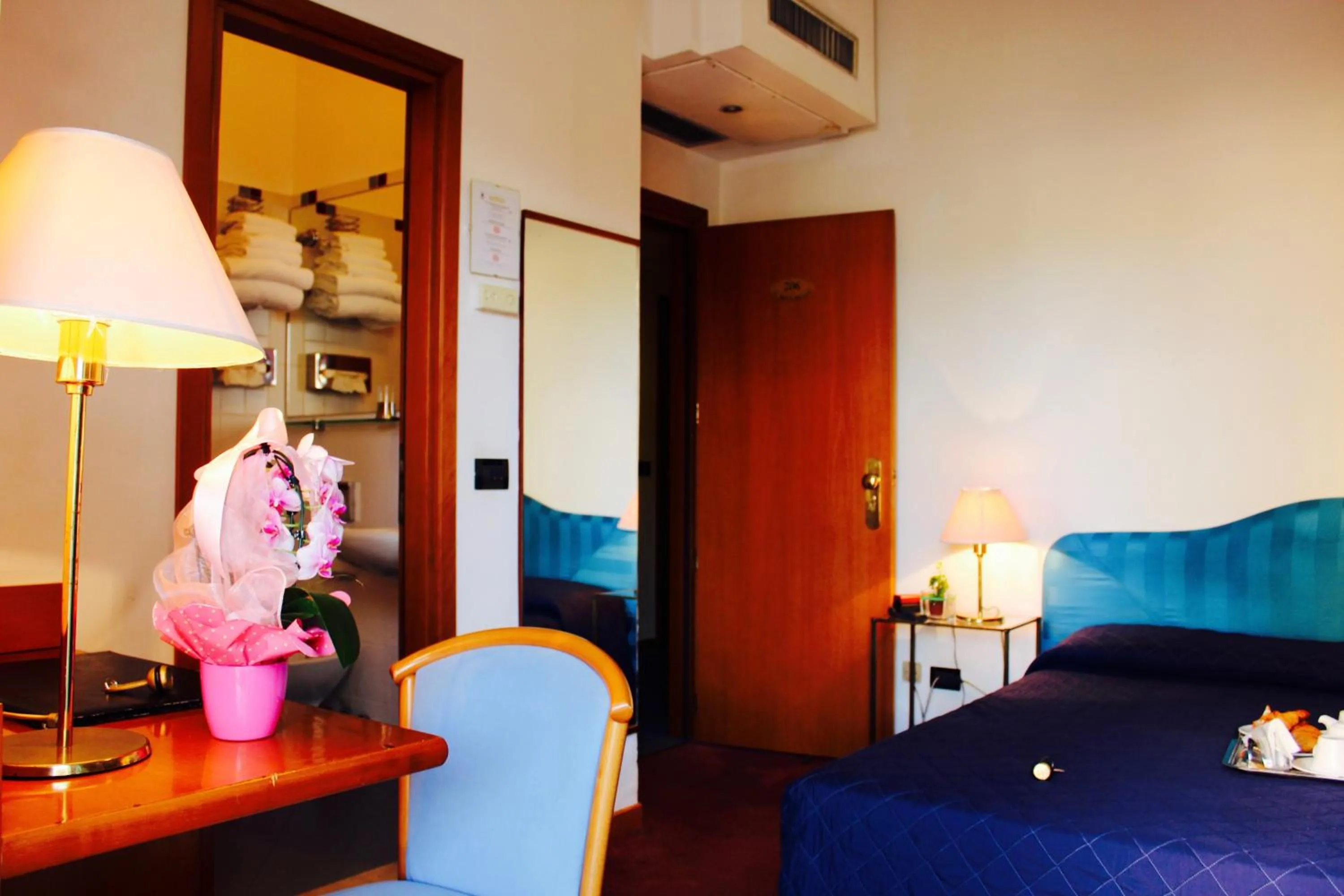 Bed in Arcangelo Roof Hotel