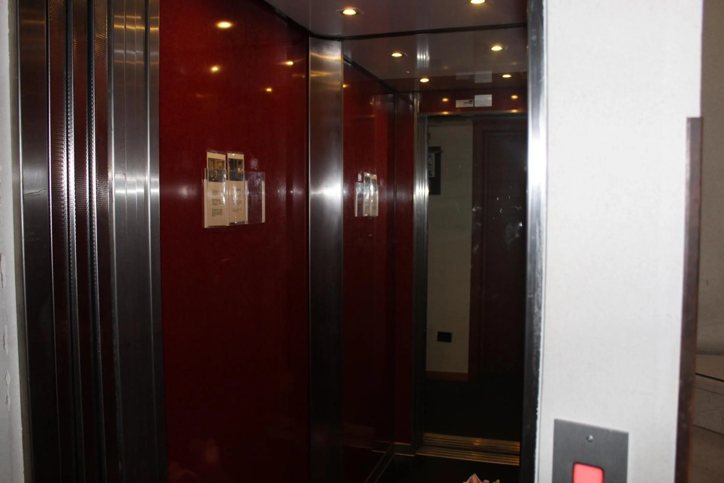 Arcangelo Roof Hotel