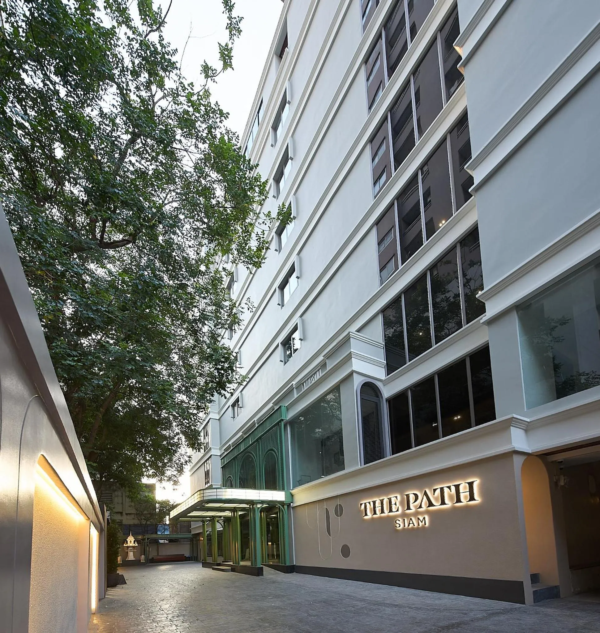 Facade/entrance in The Path Siam