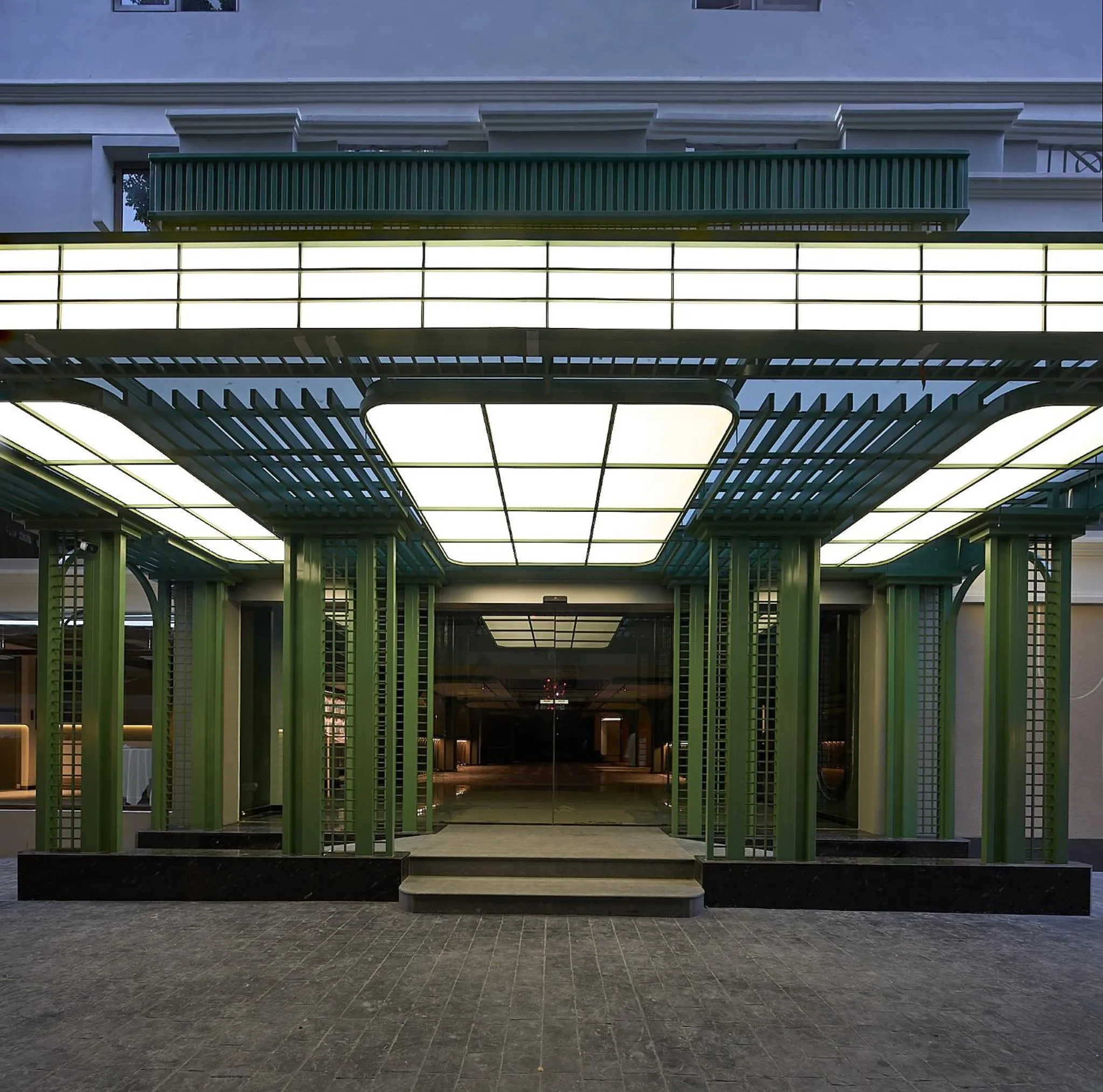 Facade/entrance in The Path Siam