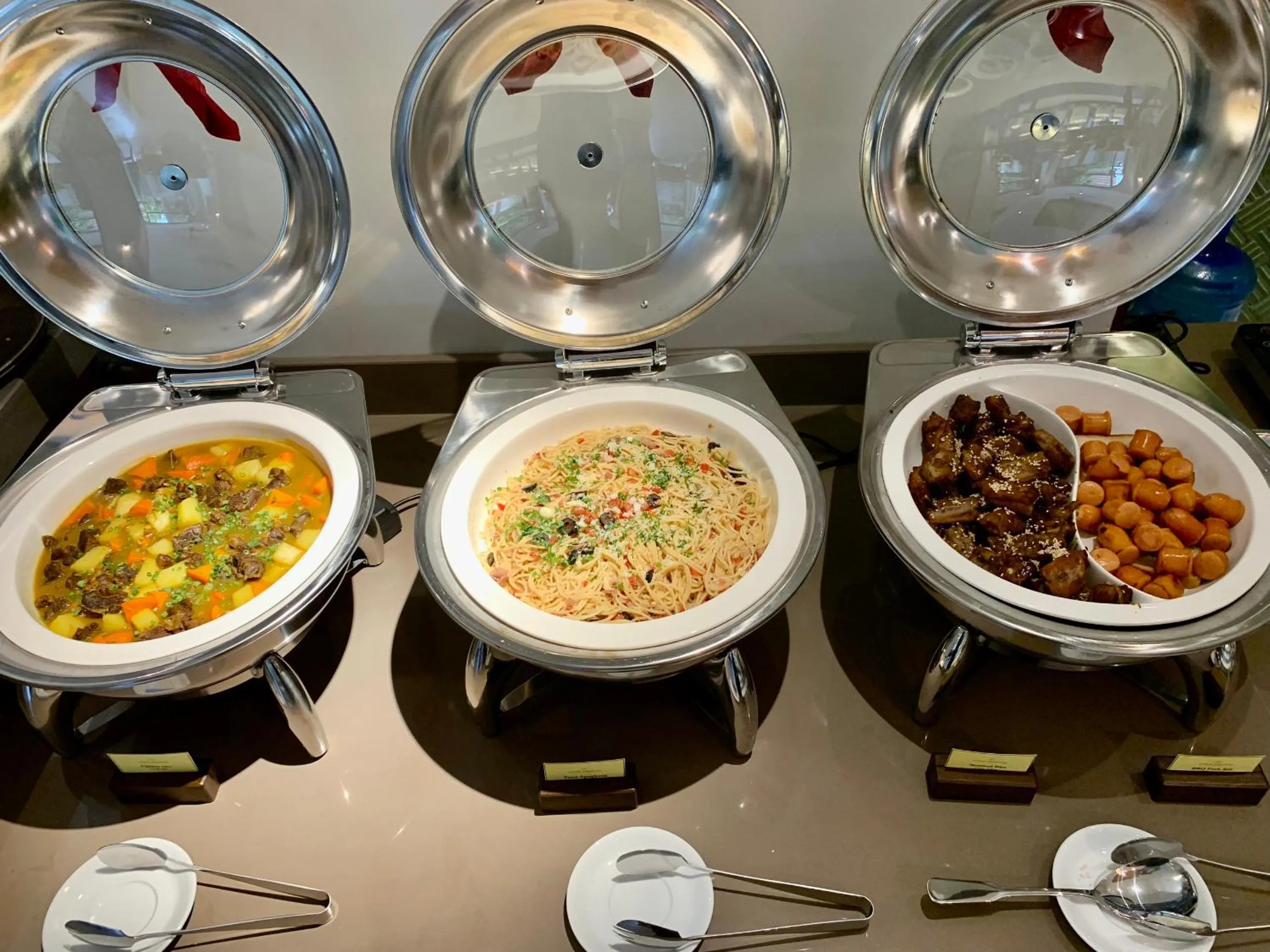 Buffet breakfast in Cozy Danang Boutique Hotel