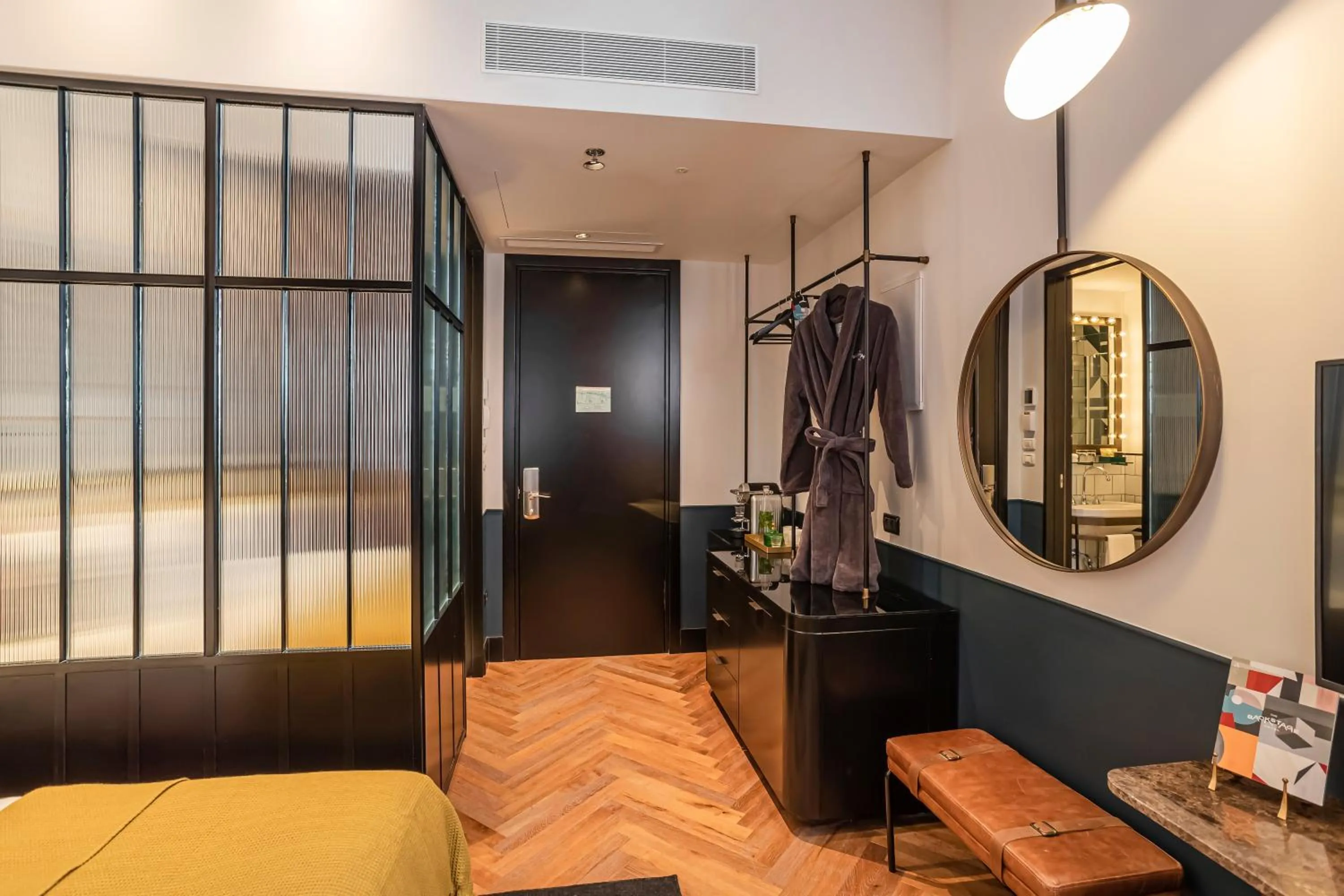 Photo of the whole room, Bed in Backstage Hotel - an Atlas Boutique Hotel