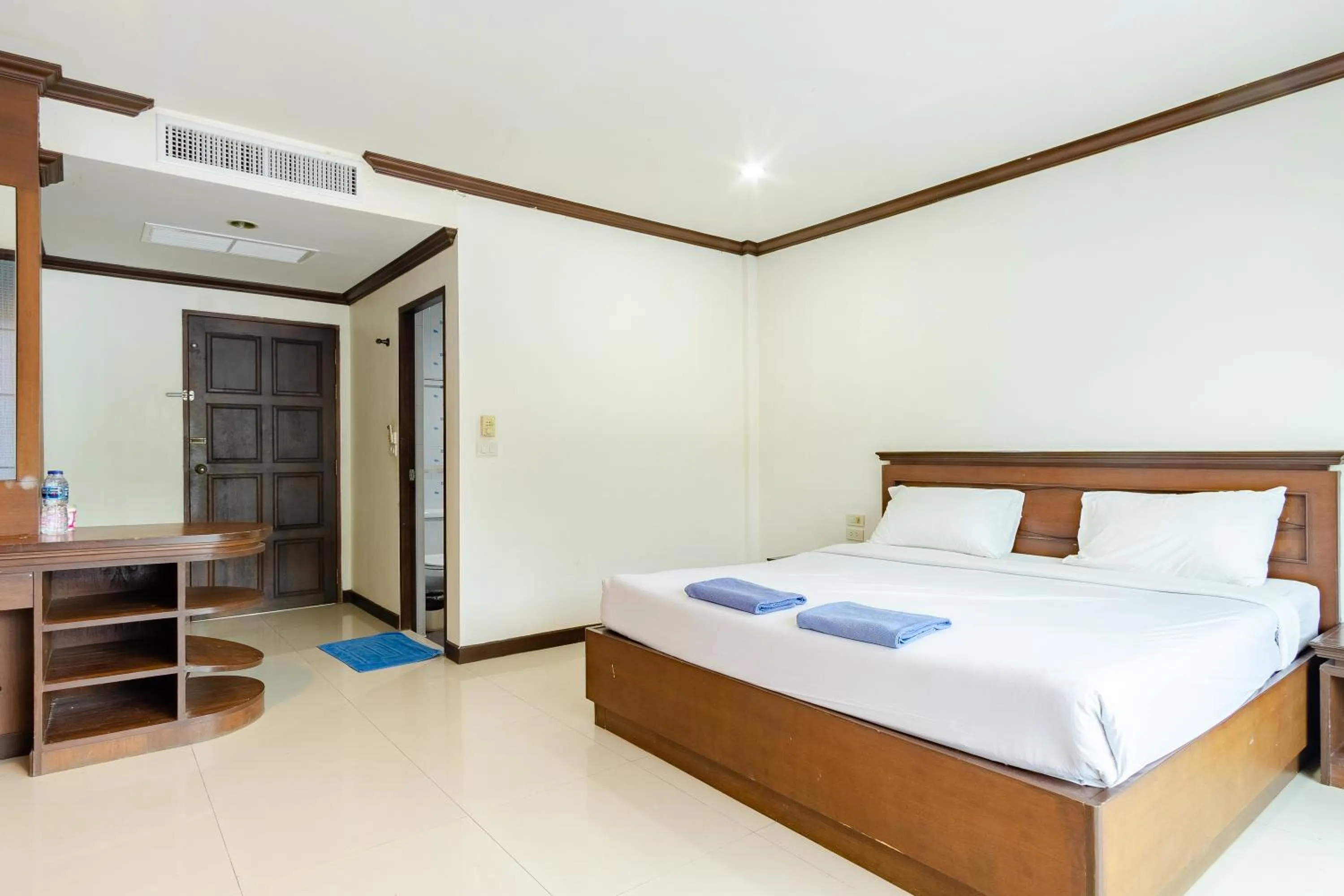 Bedroom, Bed in Goodday Kathu