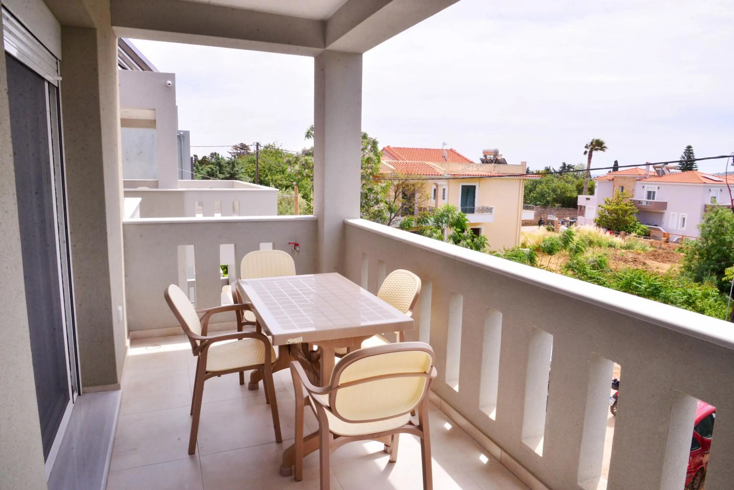 Balcony/Terrace in Almeta Suites