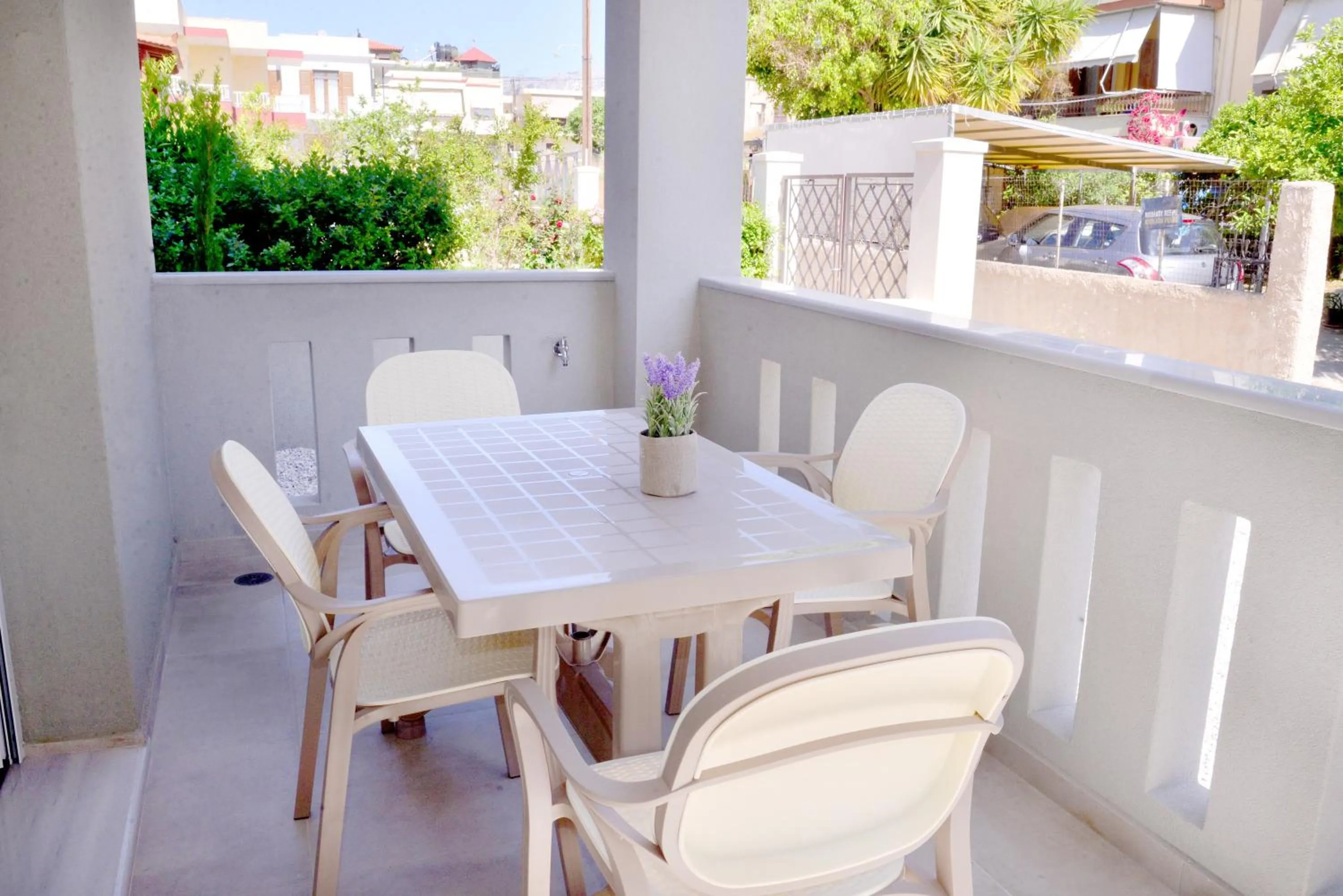 Balcony/Terrace in Almeta Suites