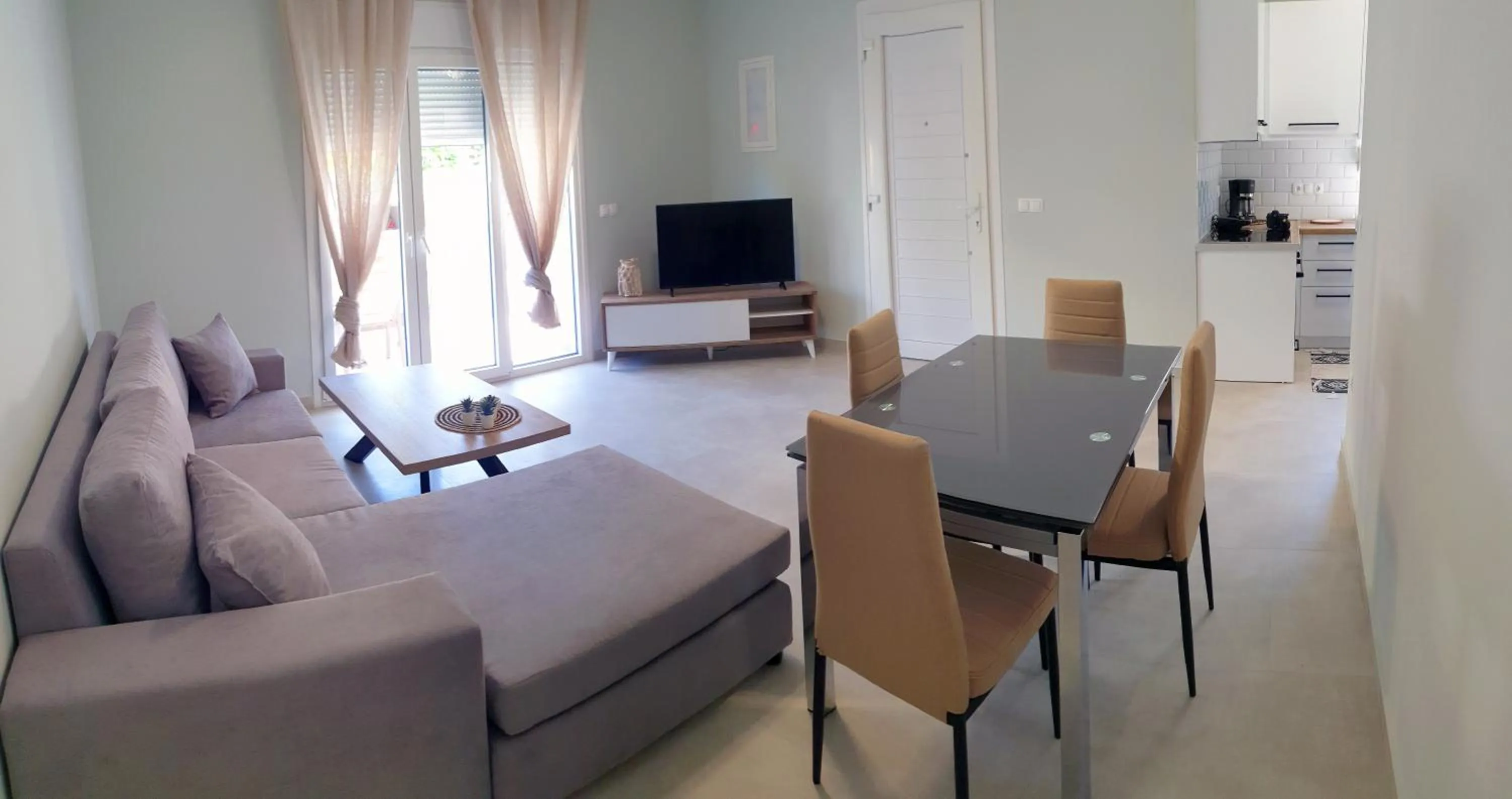 Living room in Almeta Suites