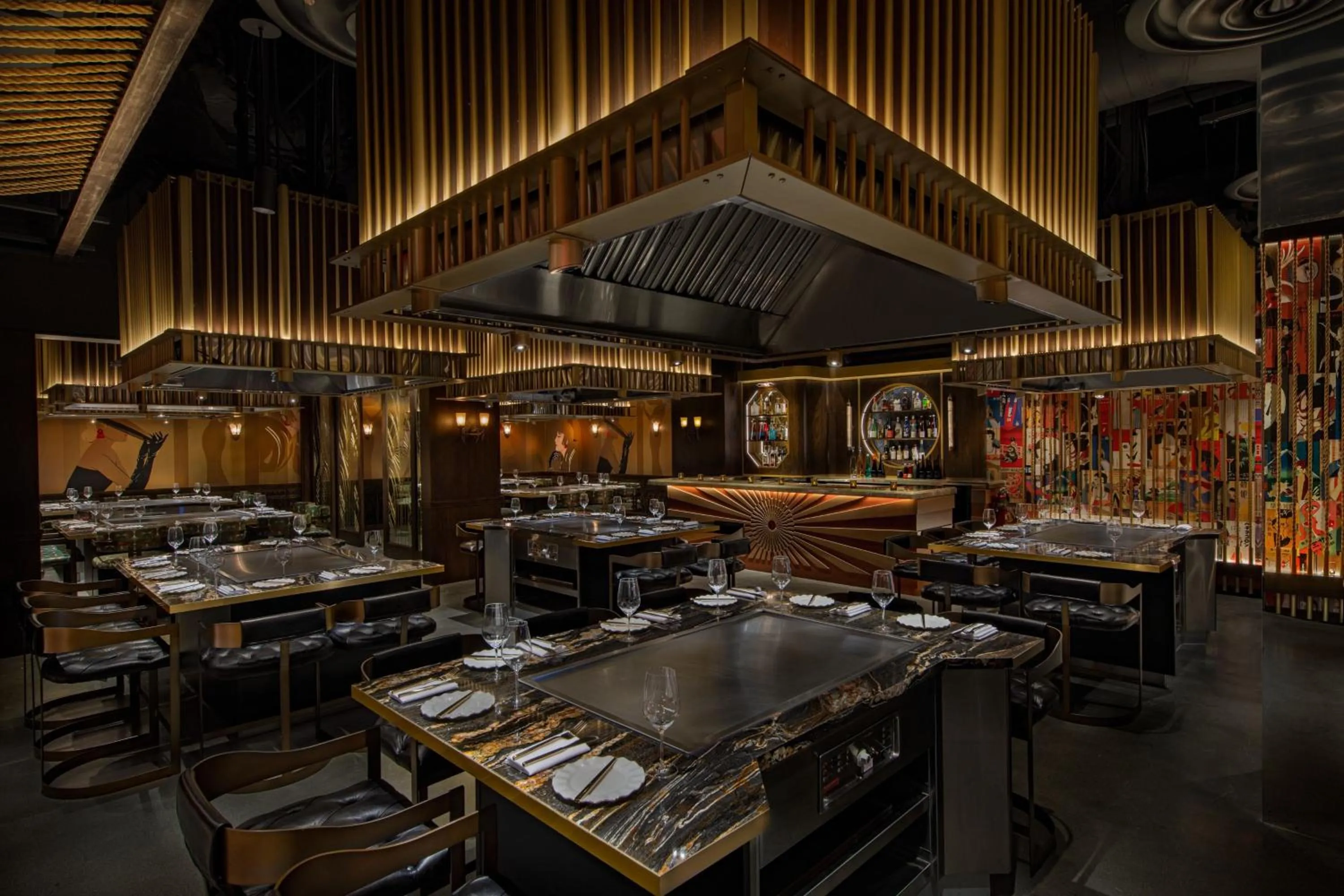 Restaurant/places to eat in Moxy Downtown Los Angeles