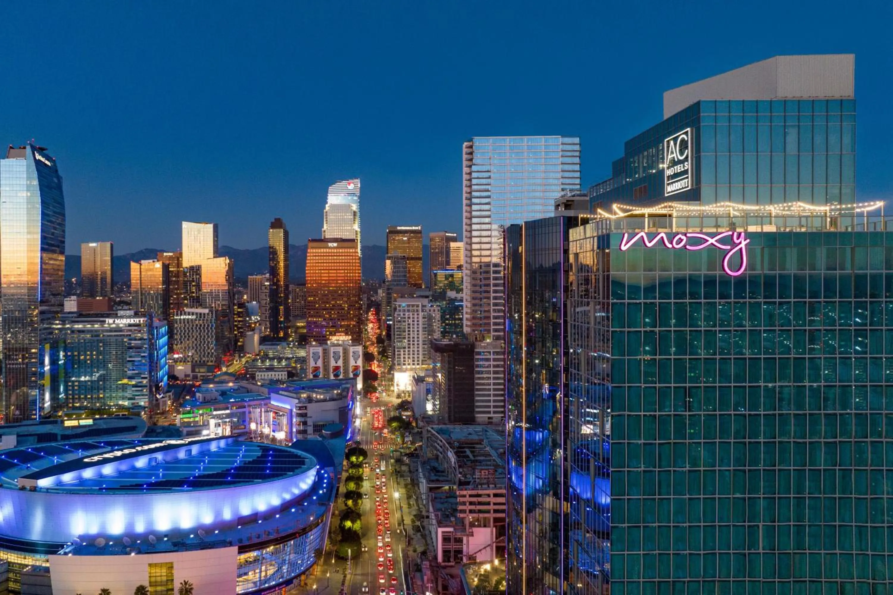 Property building in Moxy Downtown Los Angeles