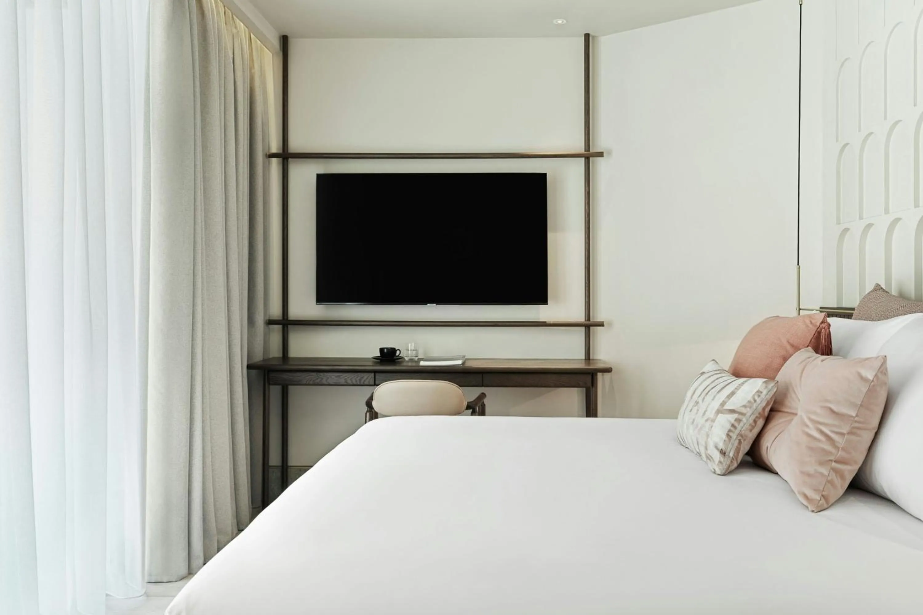 Bedroom, Bed in MonAsty, Thessaloniki, Autograph Collection