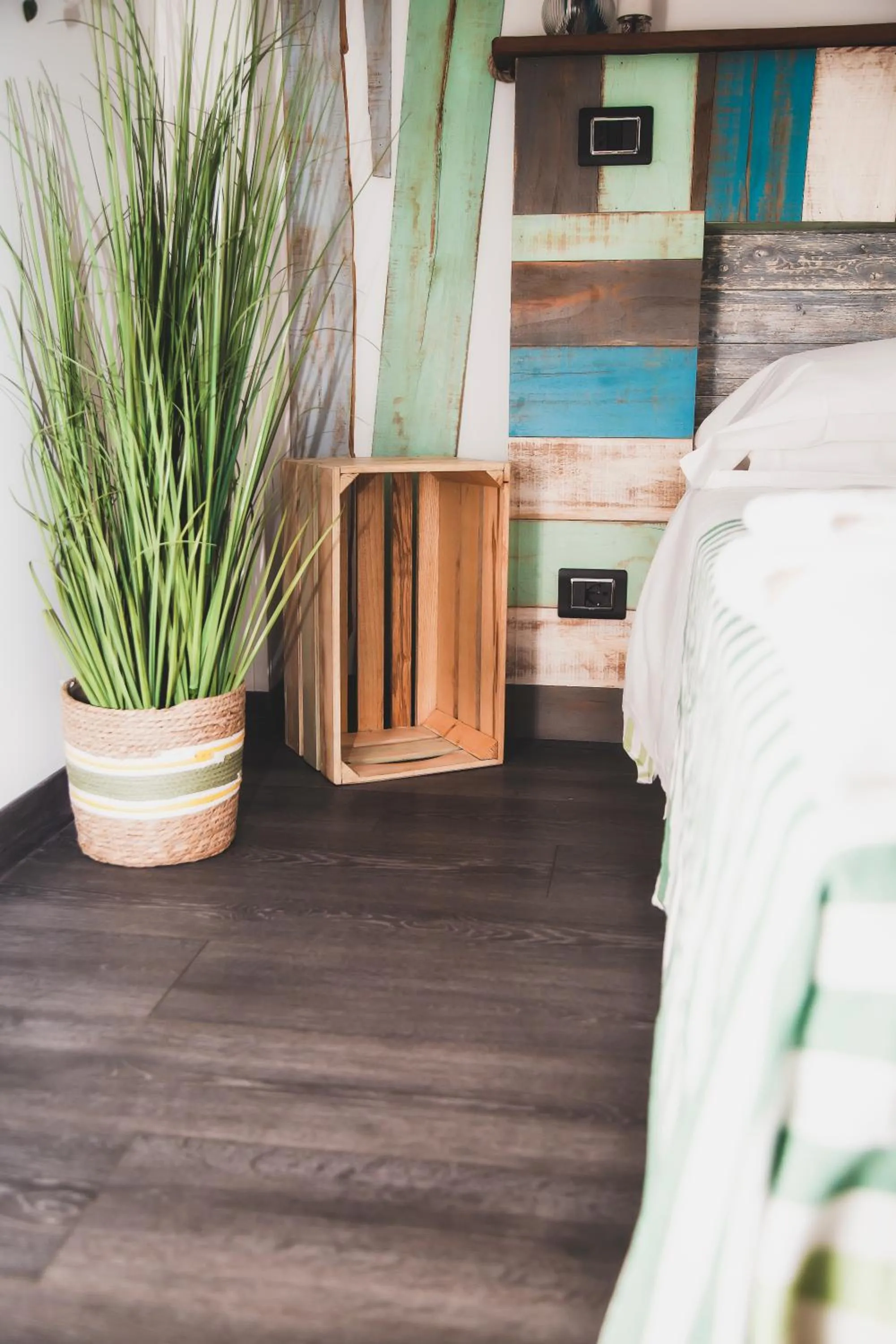 Decorative detail, Bed in Homiday - Bel Salento Specchia Guest house