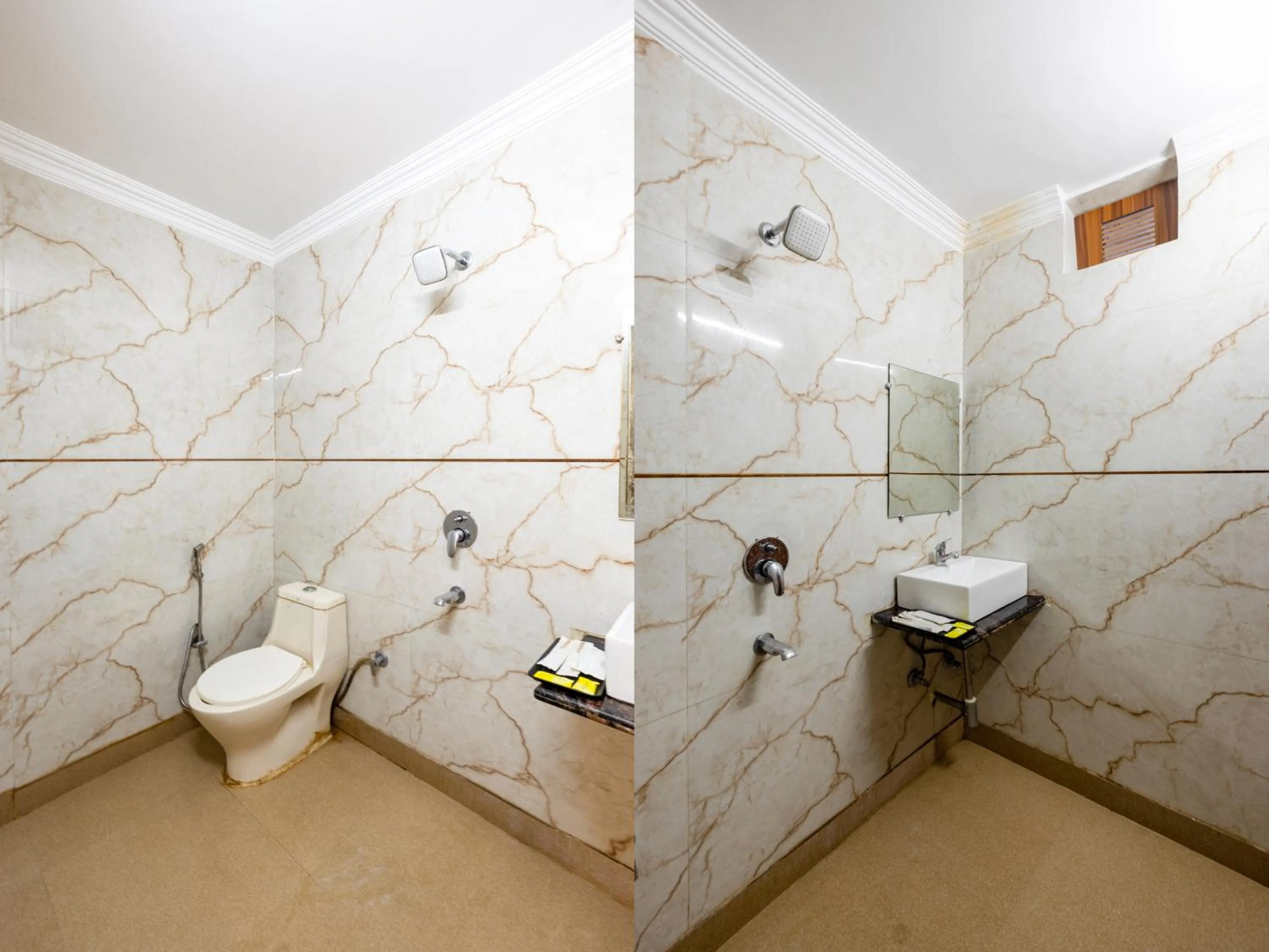 Bathroom in Hotel Ashoka Continental Near New Delhi Railway station