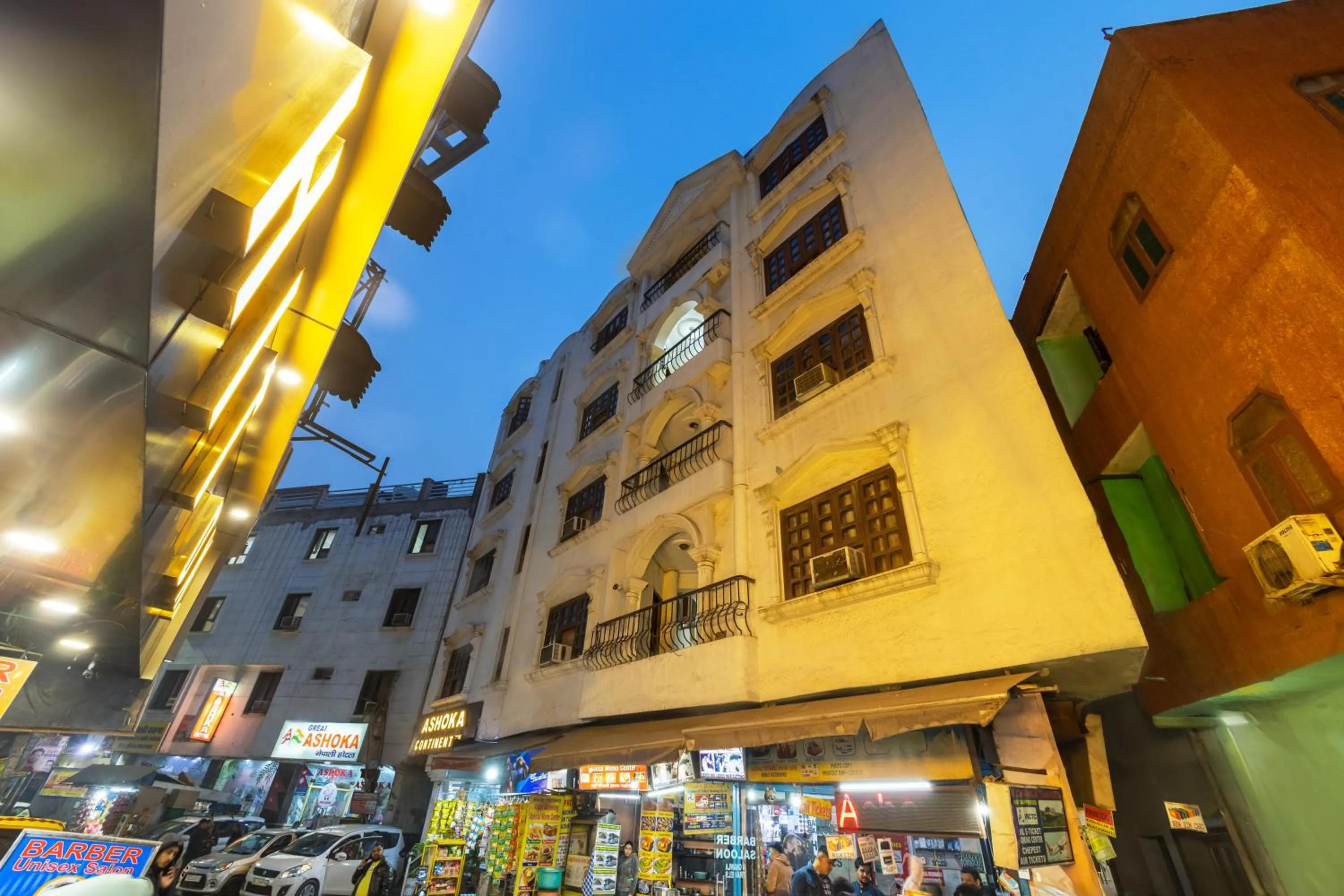 Night in Hotel Ashoka Continental Near New Delhi Railway station