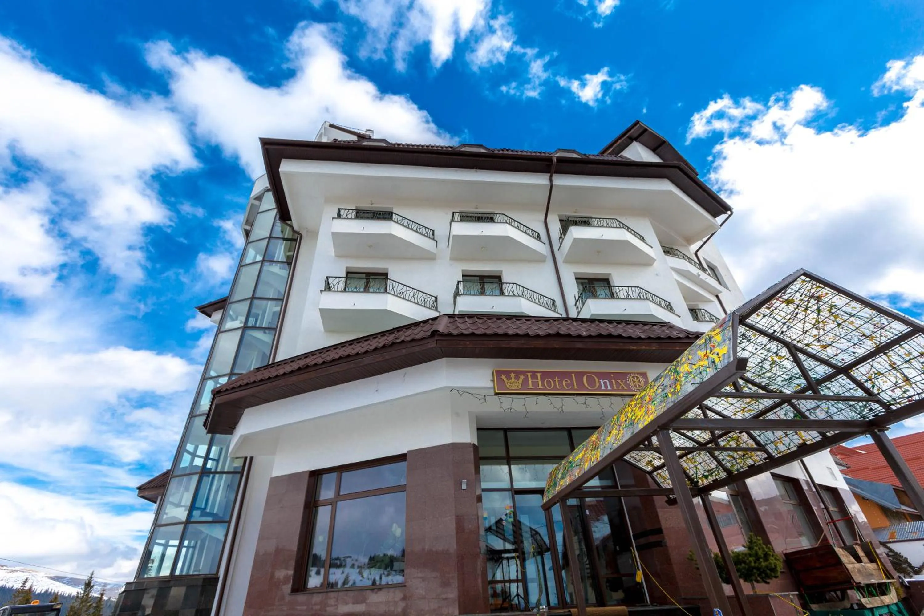 Facade/entrance in Hotel Onix