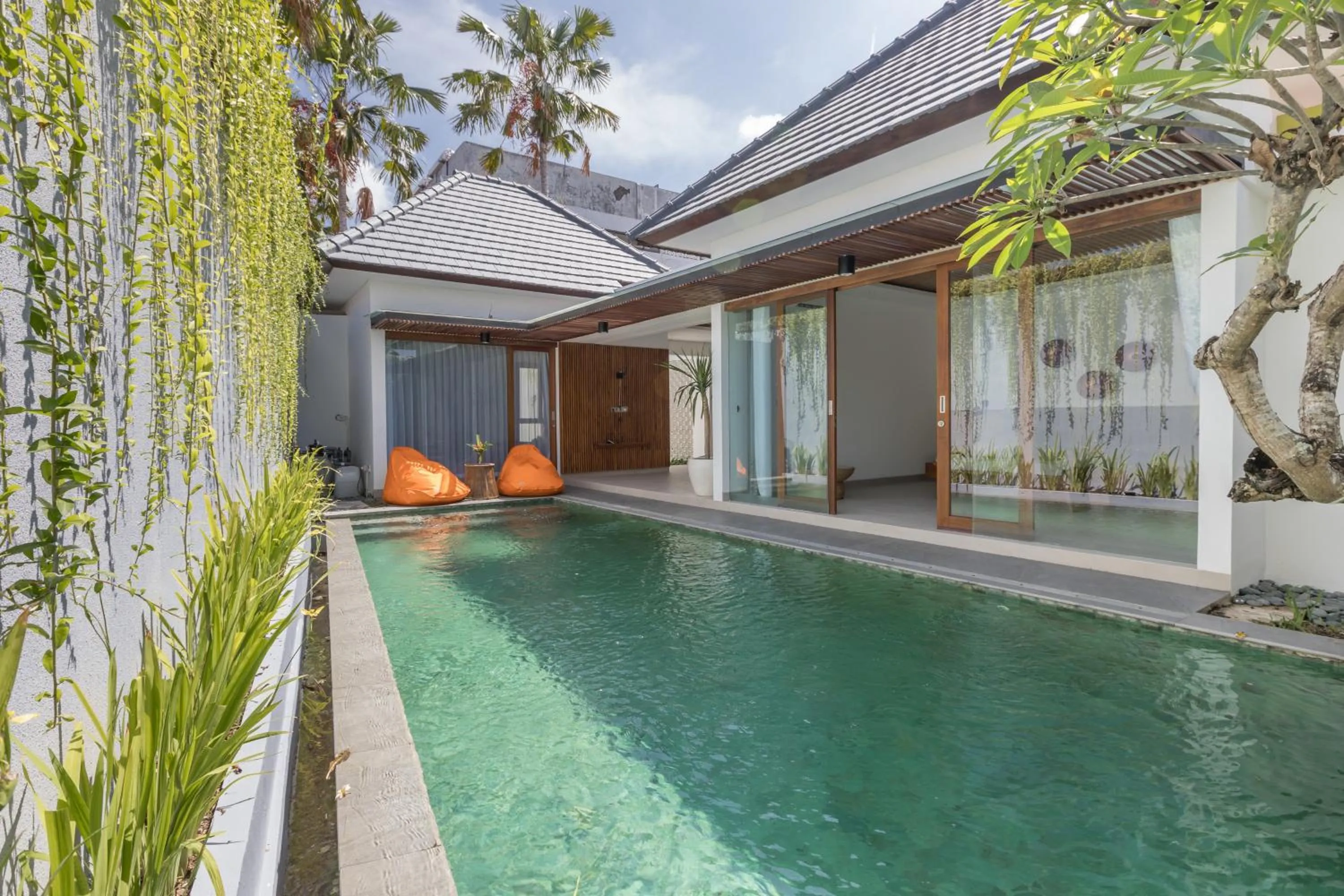 Day in Fenosa Seminyak Villas
