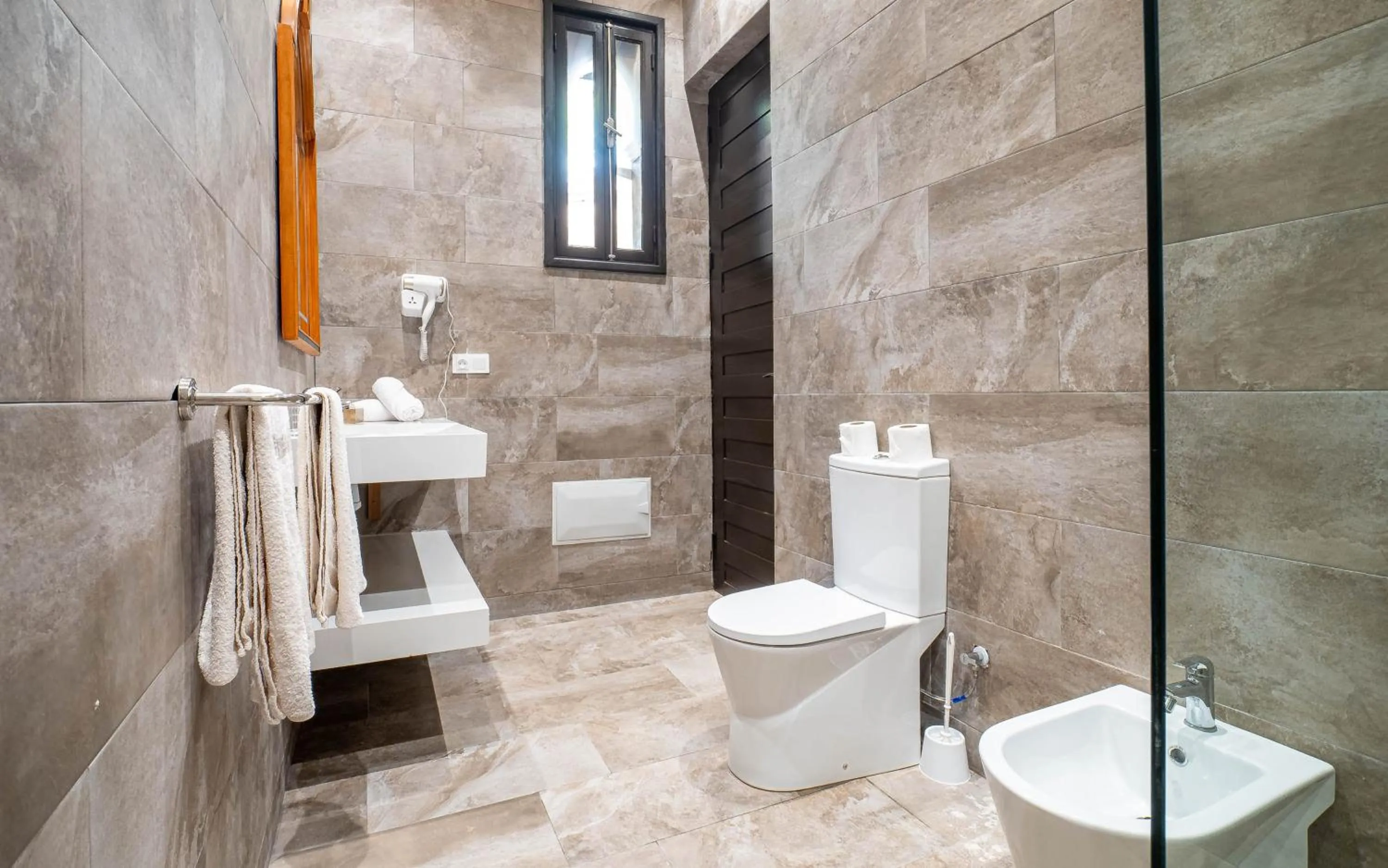 Shower in The Lemonary Marrakech