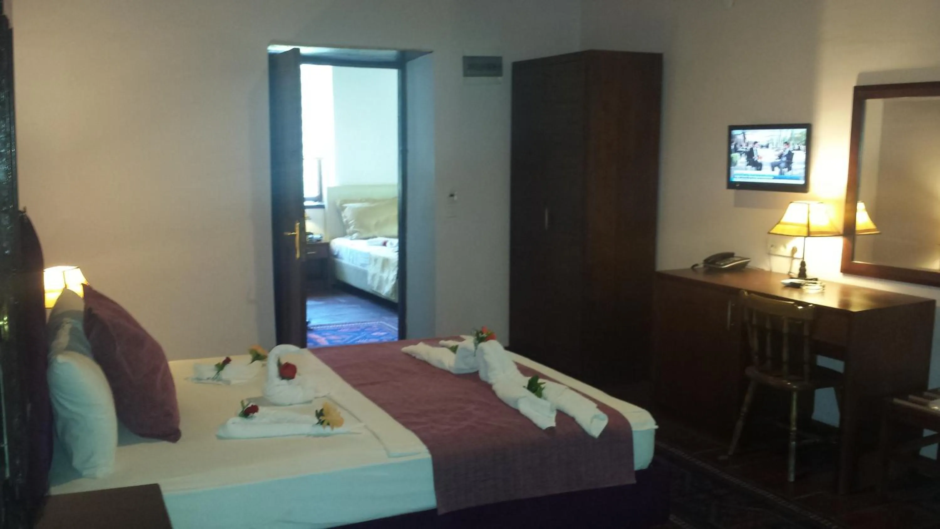 Bedroom, Bed in Kaleiçi Ozkavak Hotel