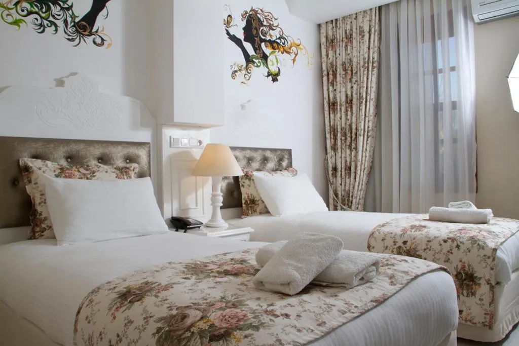 Bedroom, Bed in Kaleiçi Ozkavak Hotel