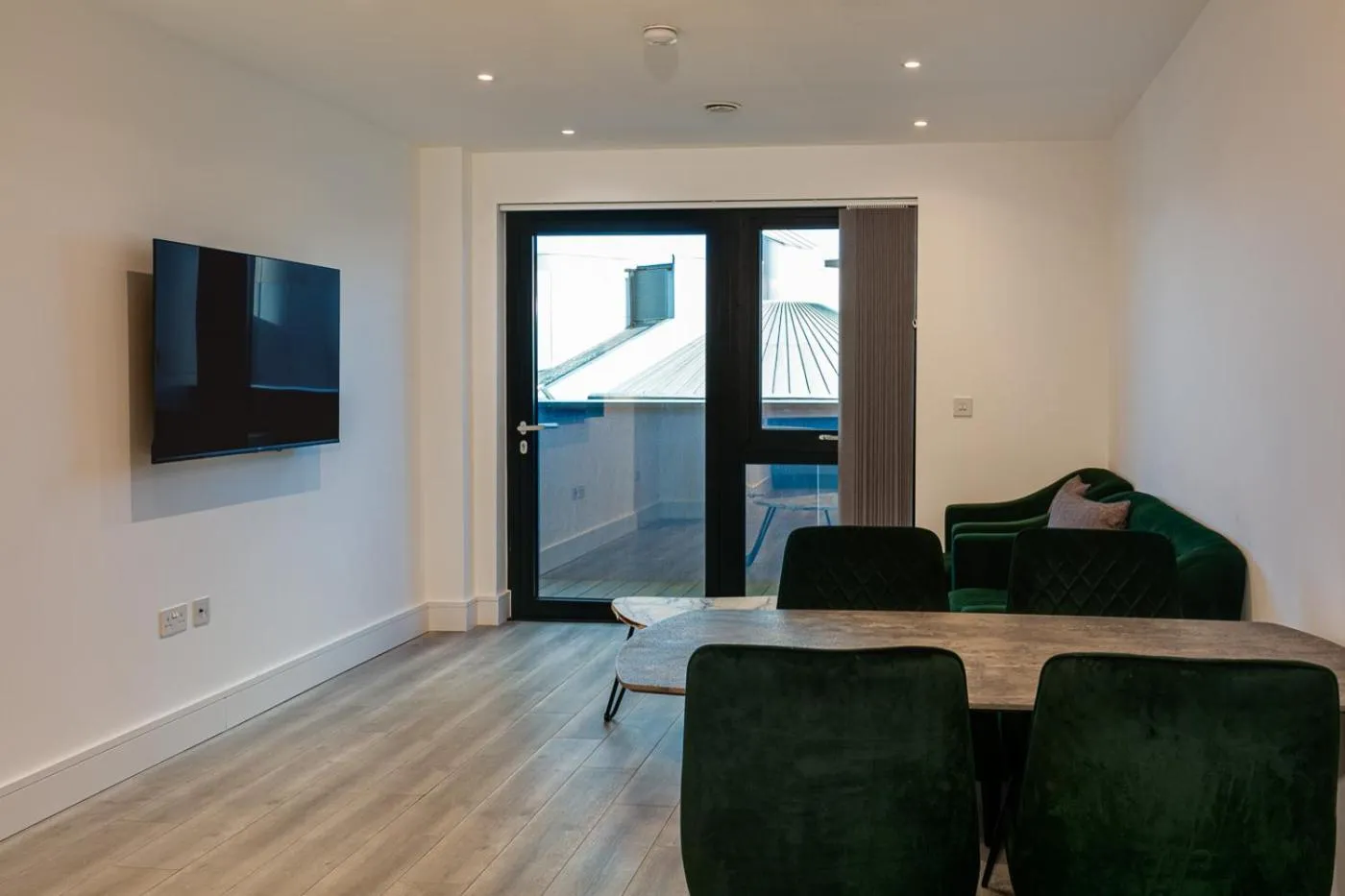 TV and multimedia in Charles Hope London Brentford