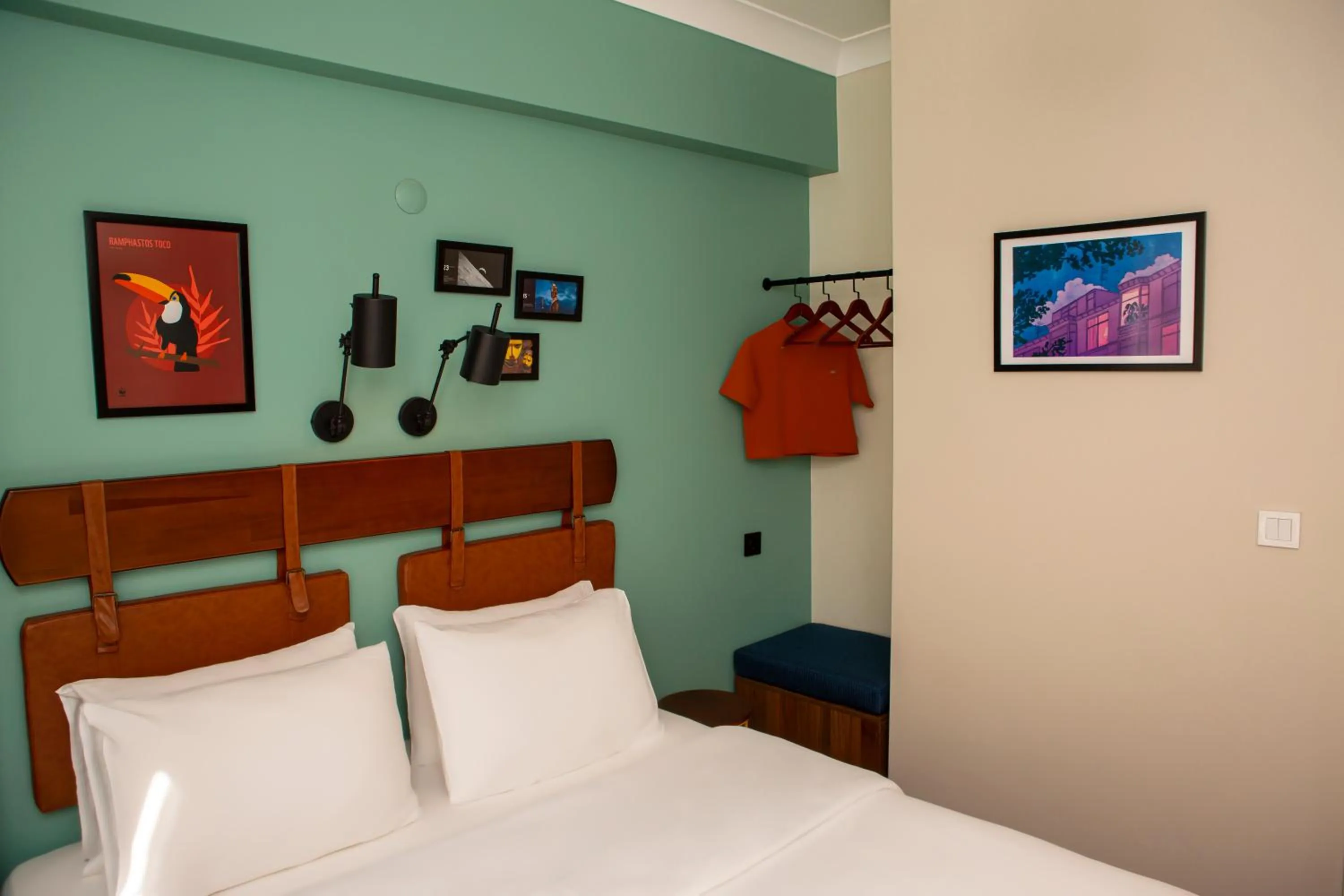 Photo of the whole room, Bed in The Abies