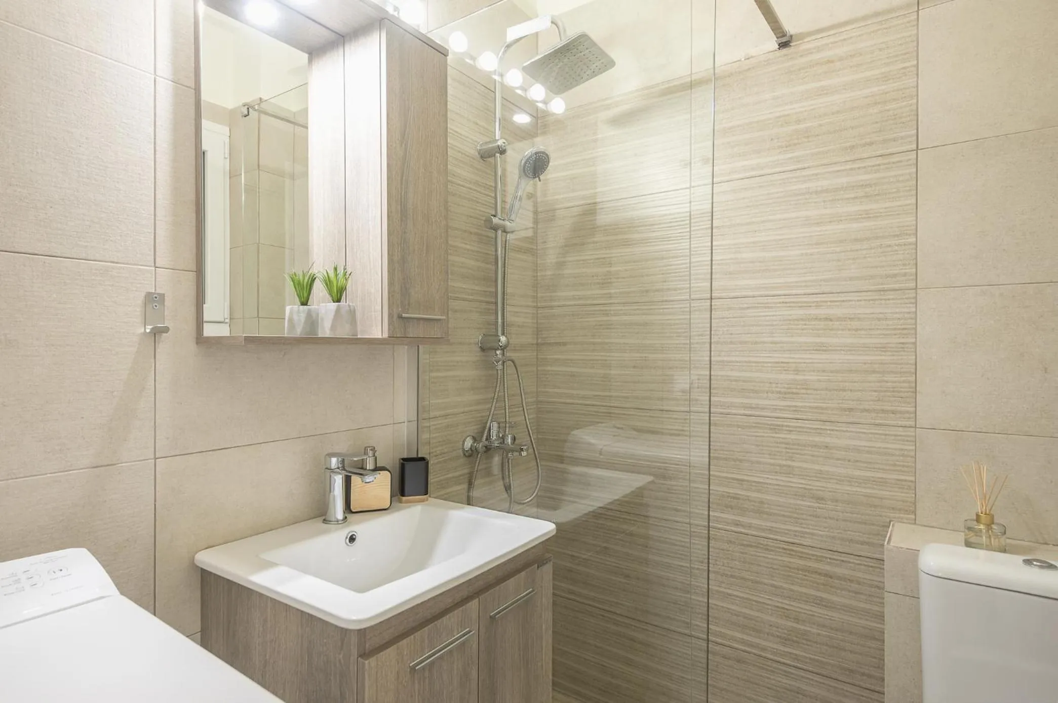 Bathroom in City Suite by Cloudkeys