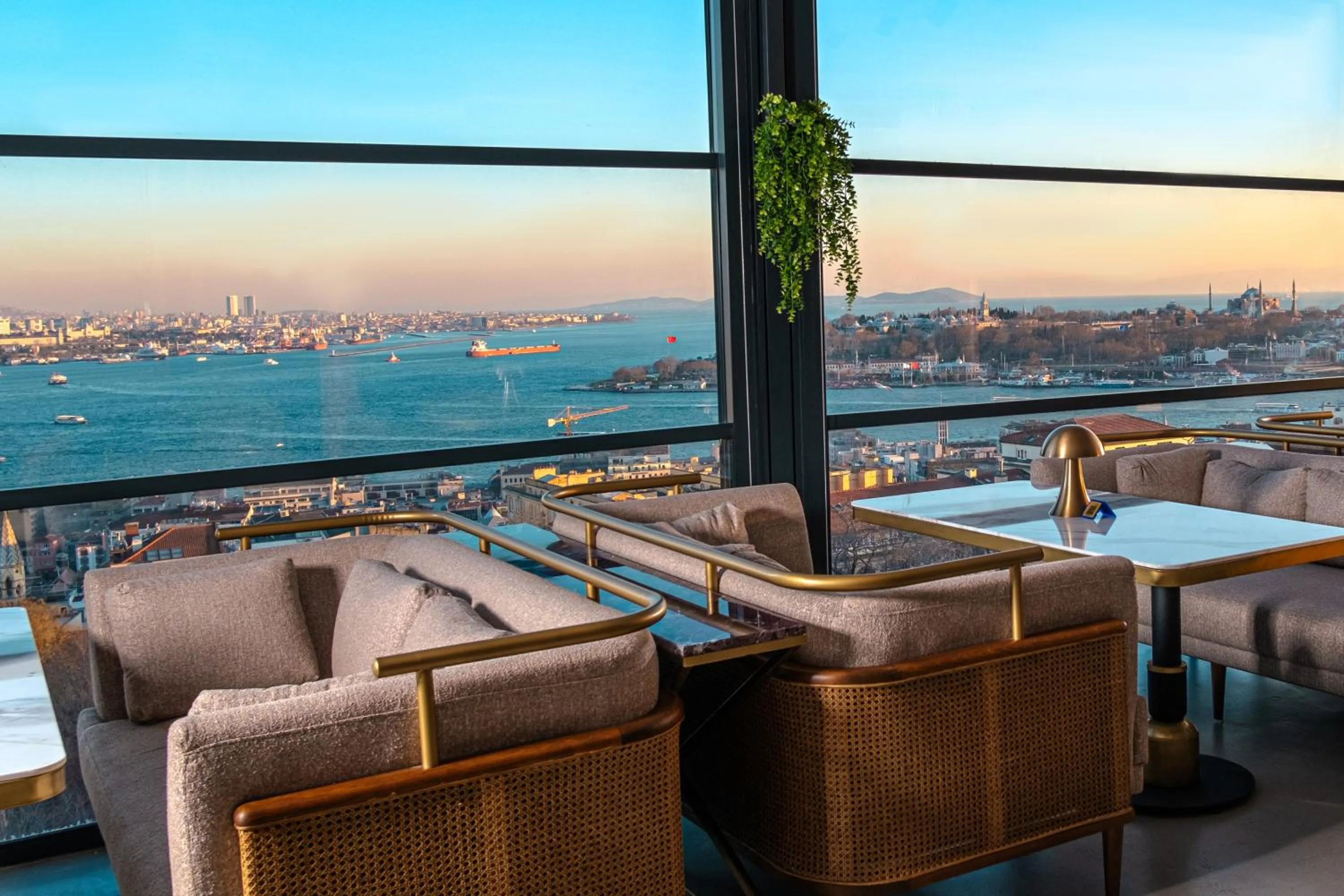 Restaurant/places to eat in Ring Stone Hotels Bosphorus - Special Class