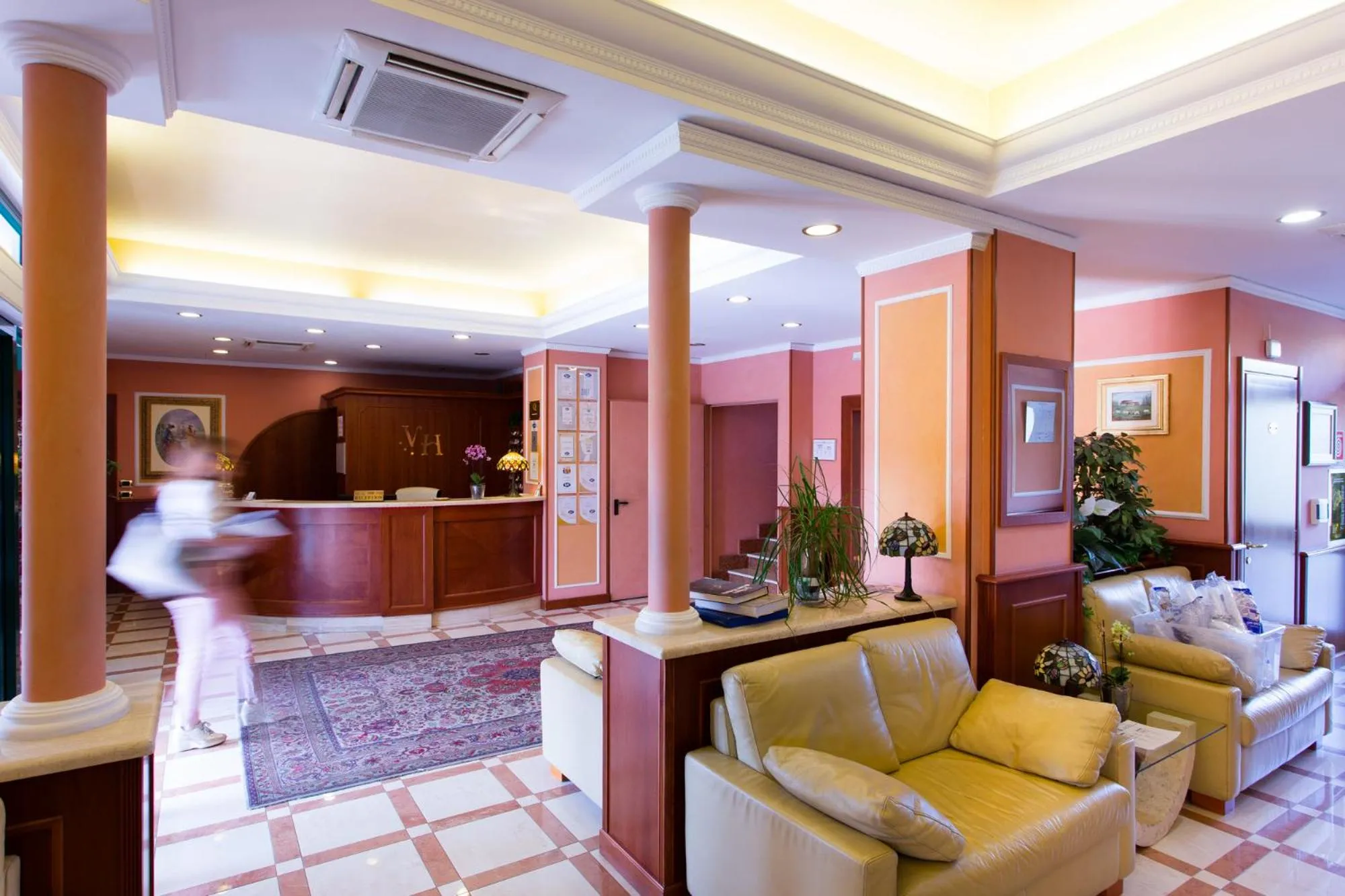 Lobby or reception in Vald Hotel