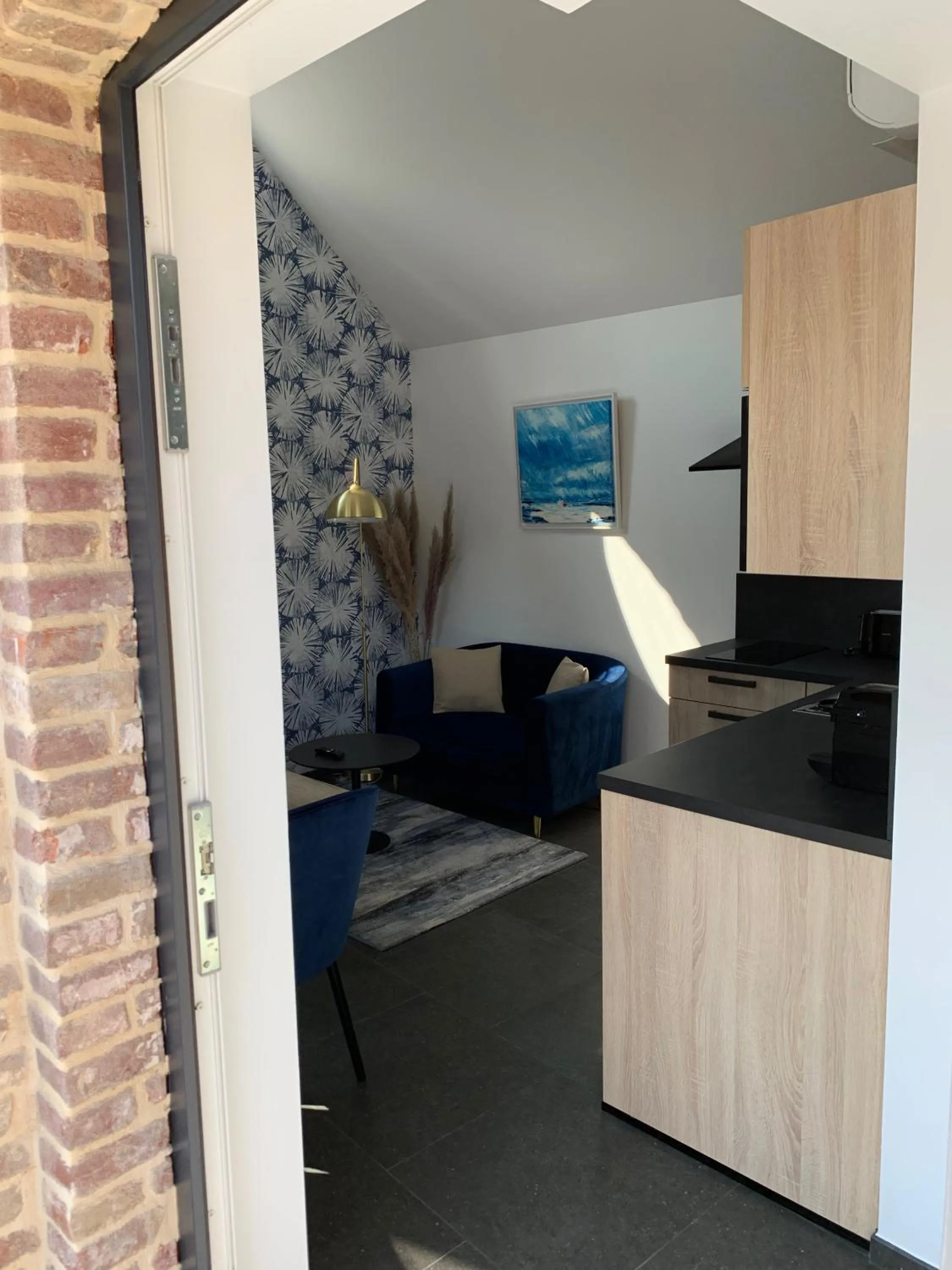 Kitchen or kitchenette, Bed in L'Hostellerie d'Acquigny