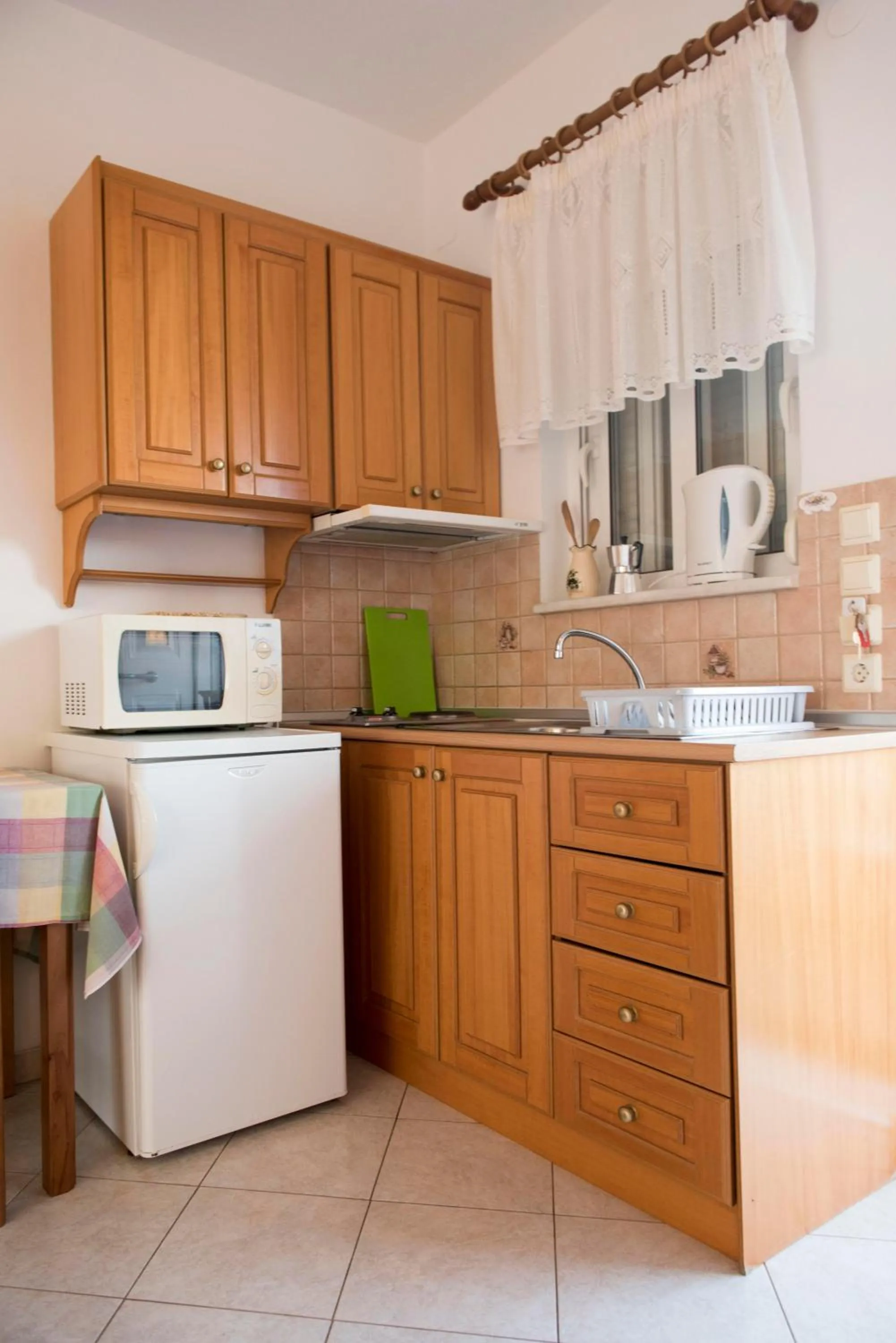 Coffee/tea facilities in Nephele Apartments