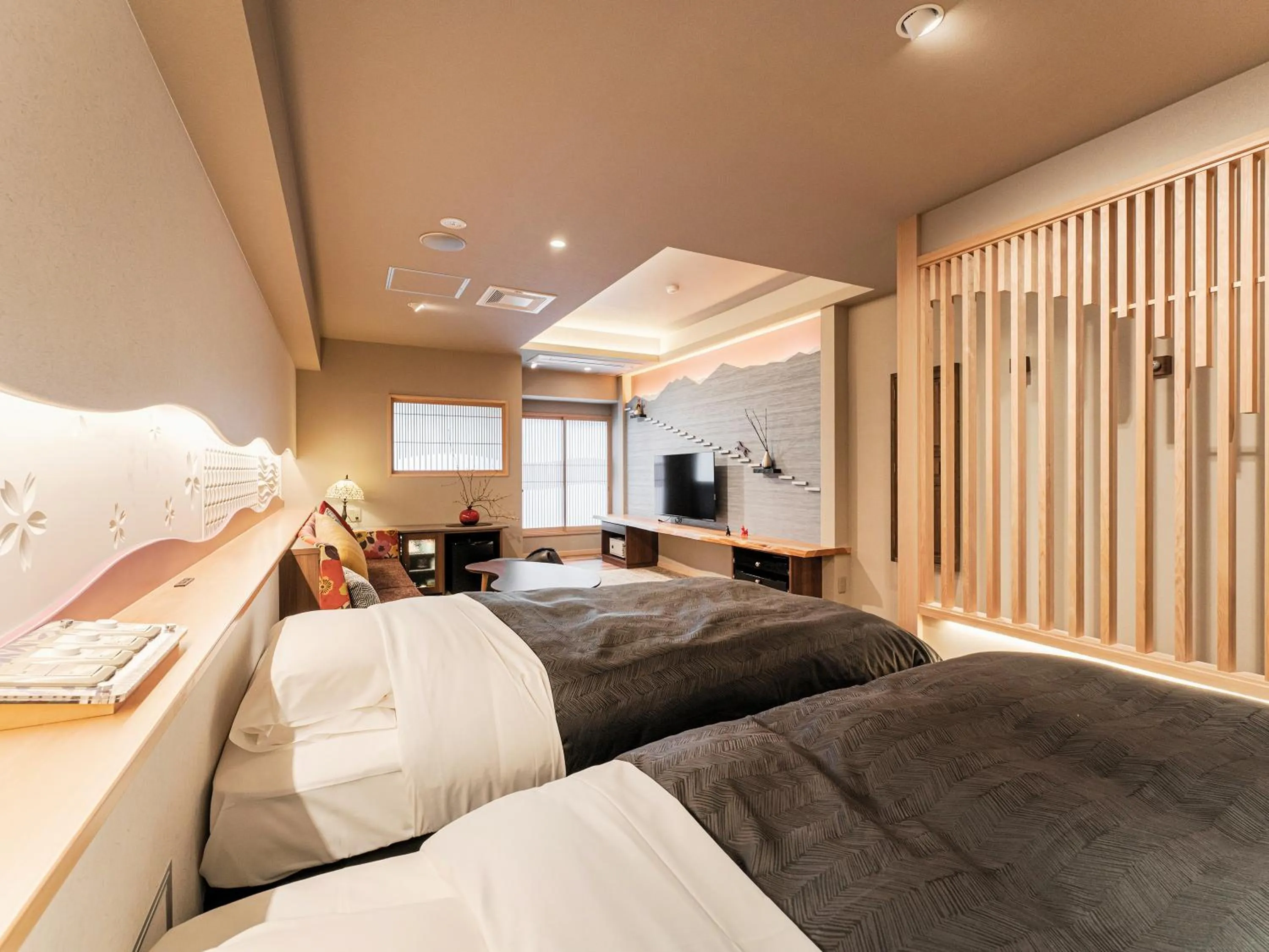 Bedroom, Bed in Omori