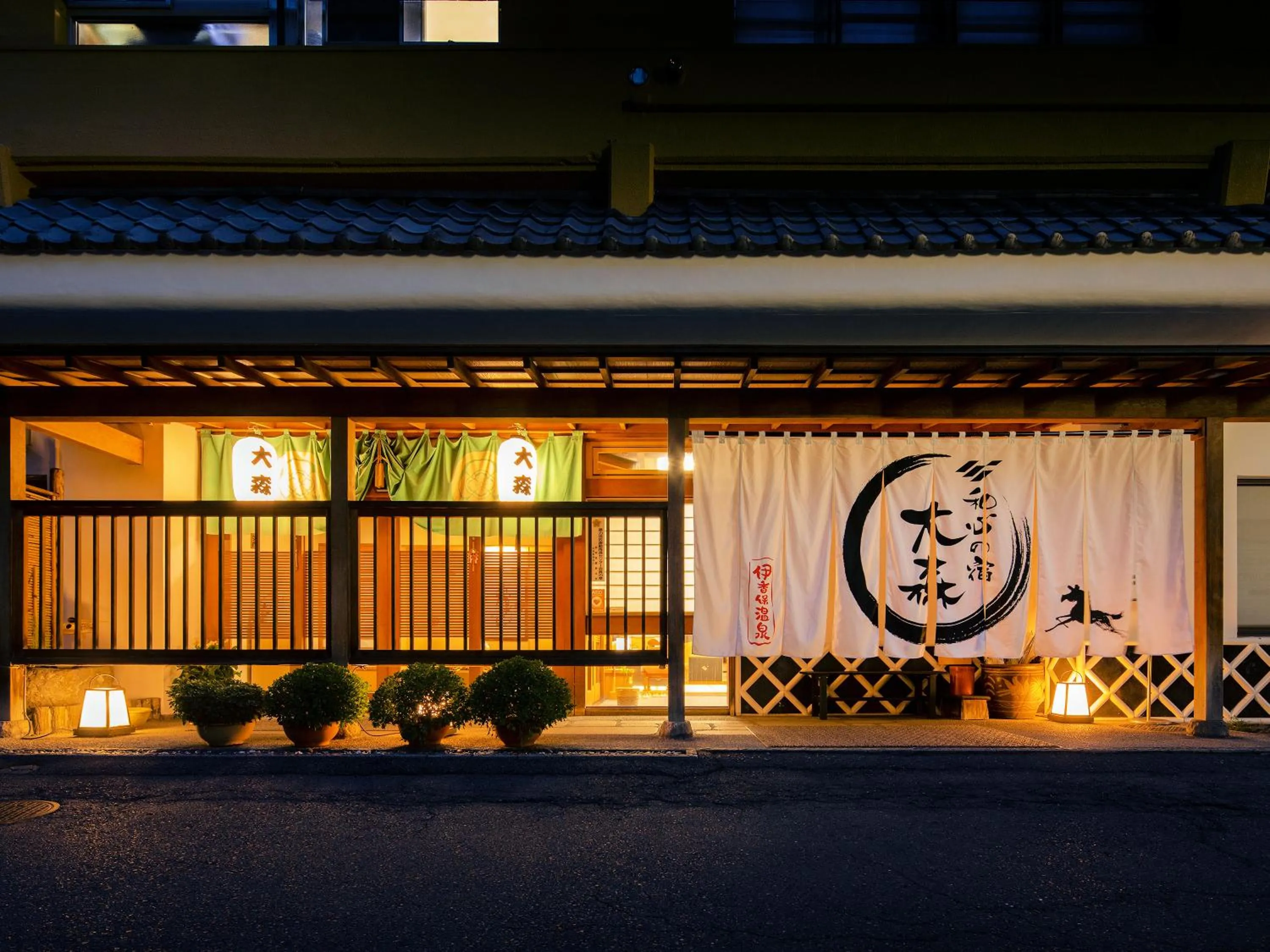 Facade/entrance in Omori