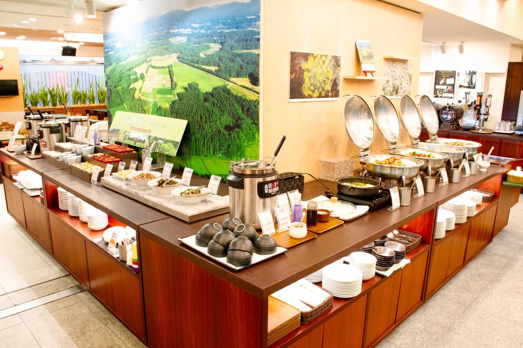 Restaurant/places to eat in Hotel Continental Fuchu